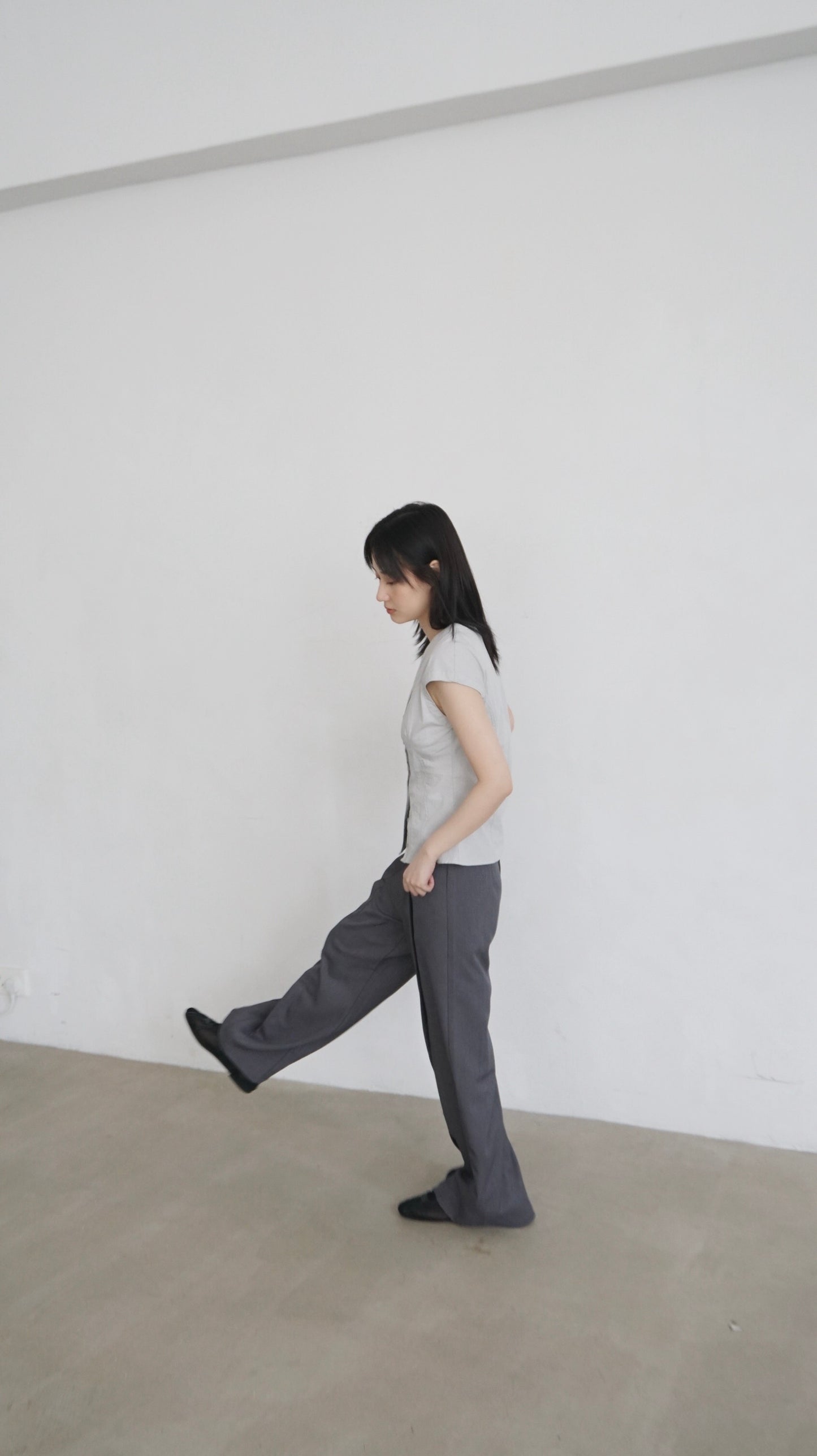 suit pocket straight-leg pants in dark grey (pre-order)