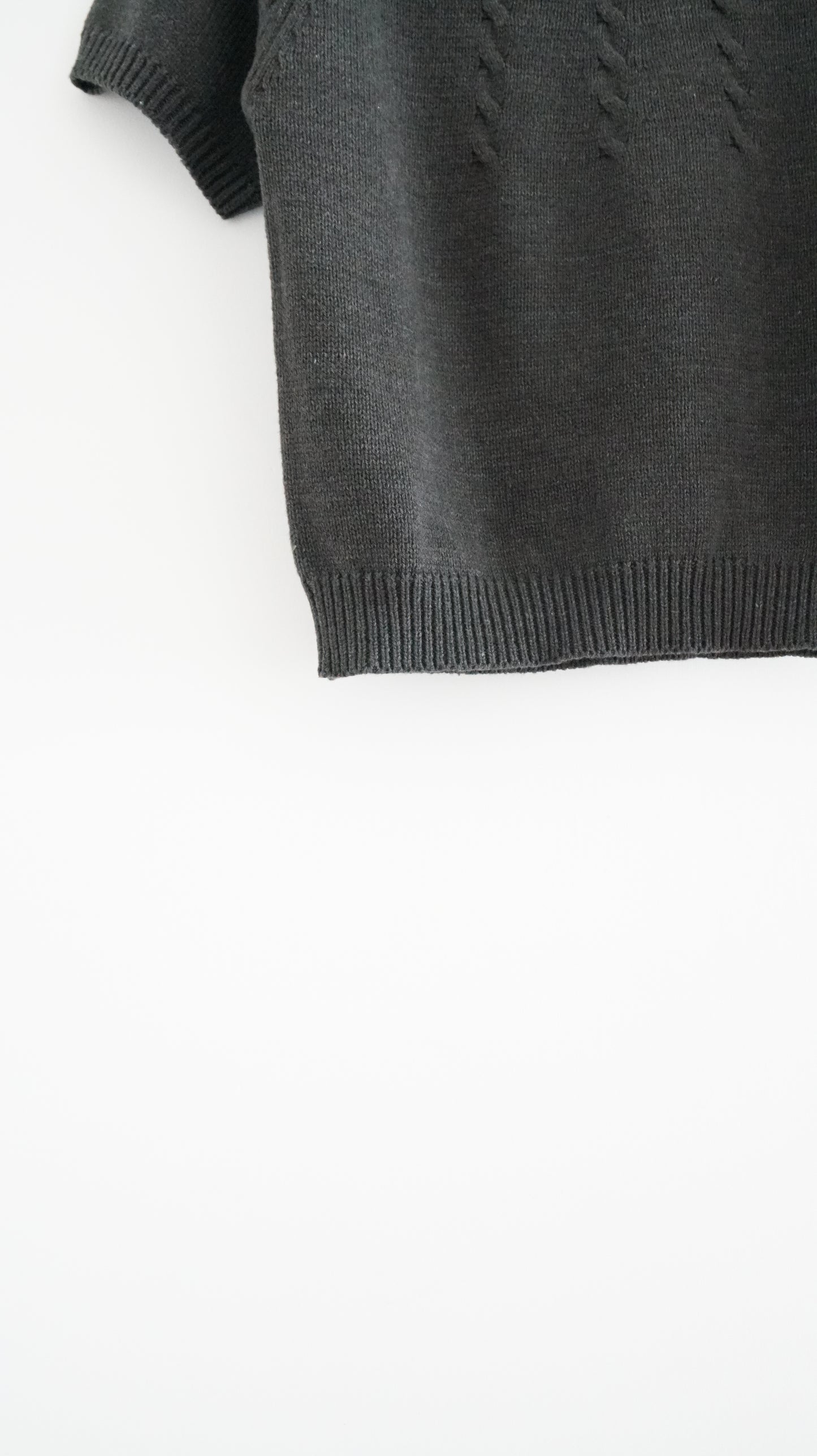 vintage sweater in charcoal (pre-order)