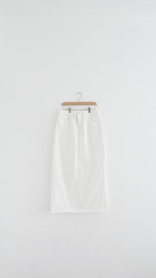 classic denim maxi skirt in off white