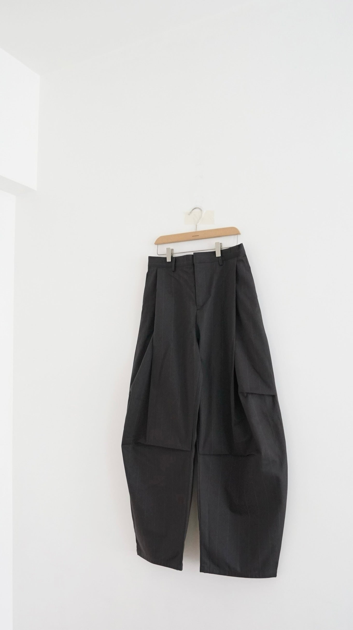 Elias stripe trousers in charcoal