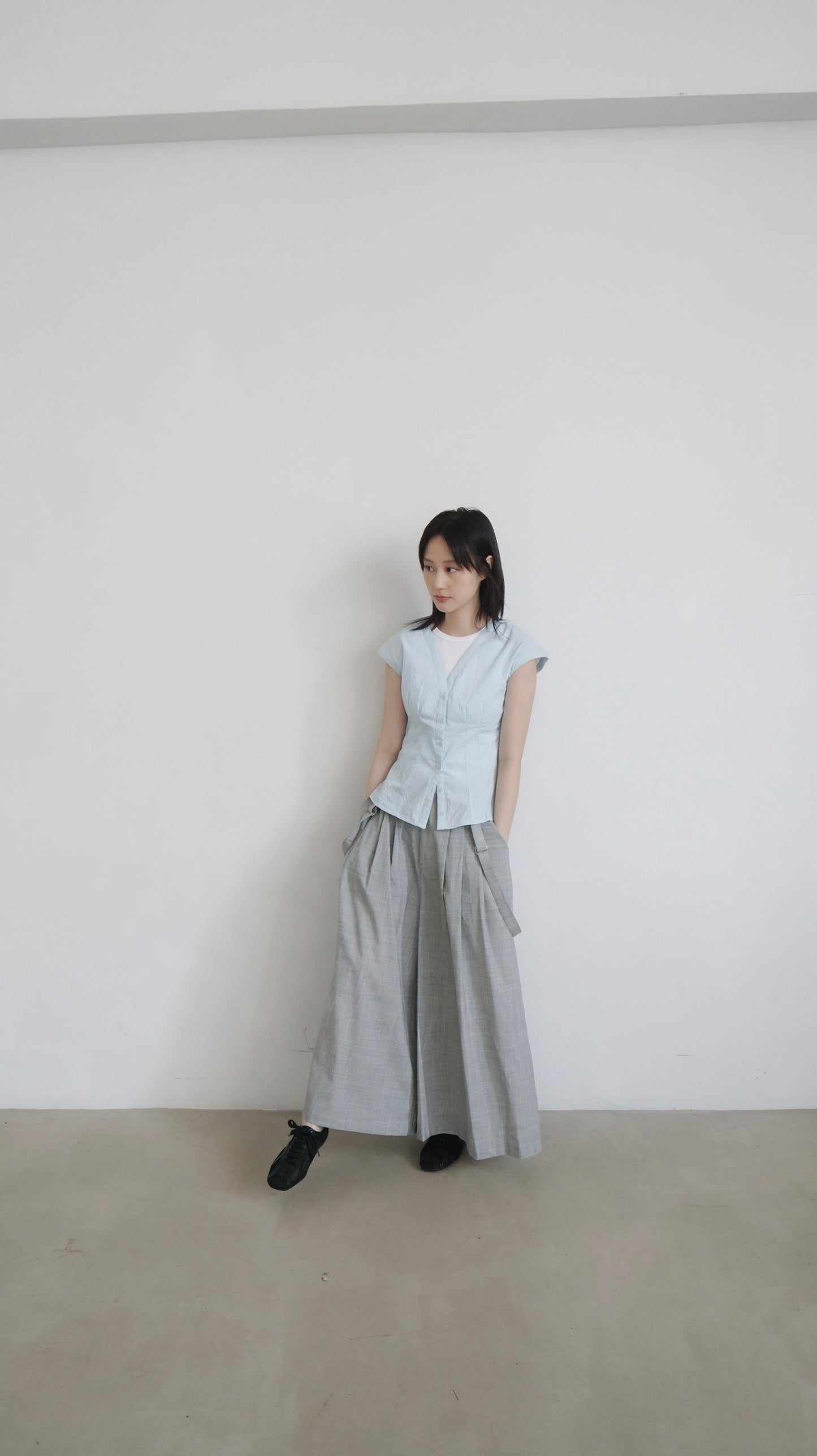 bobby pants light grey