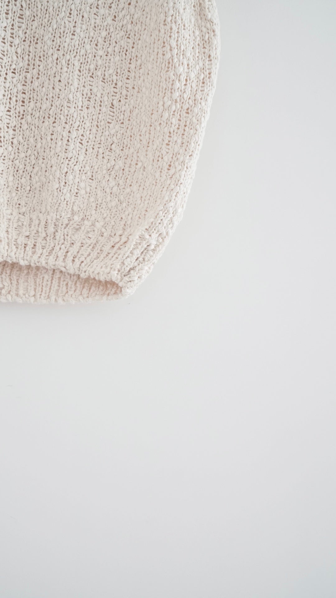 mesh vest in ivory in ivory (pre-order)