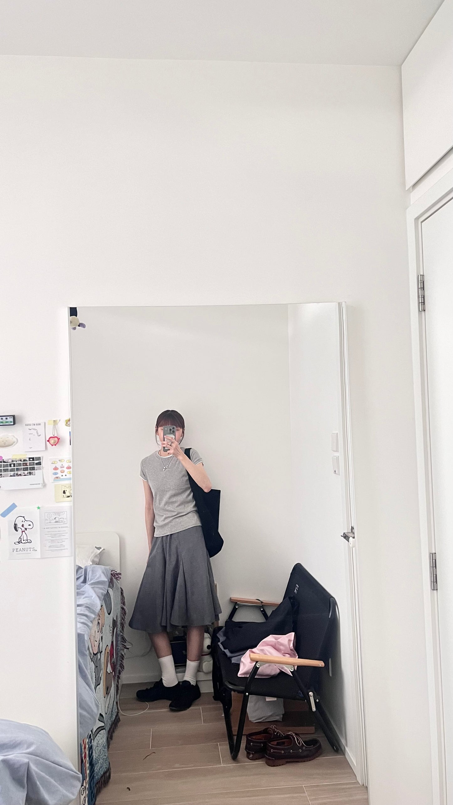 yui modal contrast trim tee in grey (pre-order)