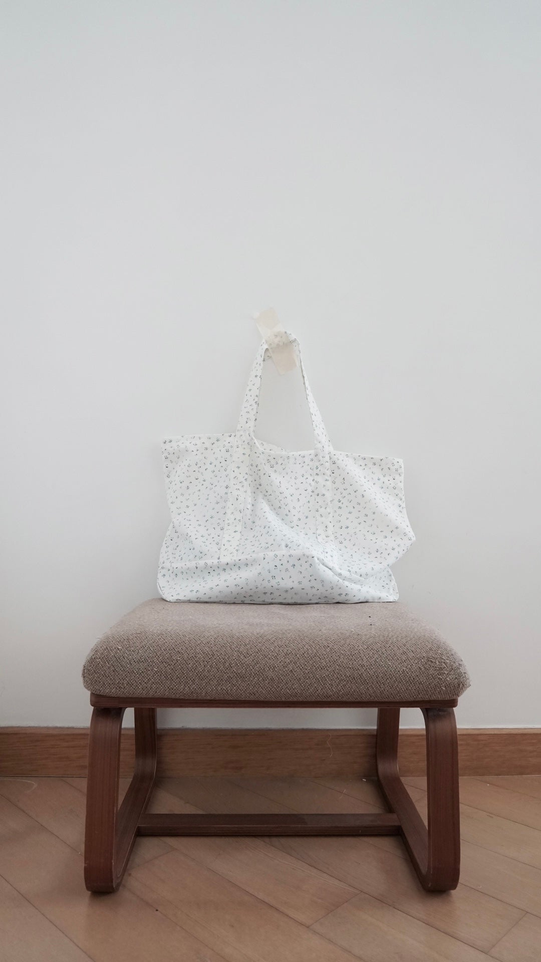windy tote bag in floral (pre-order)