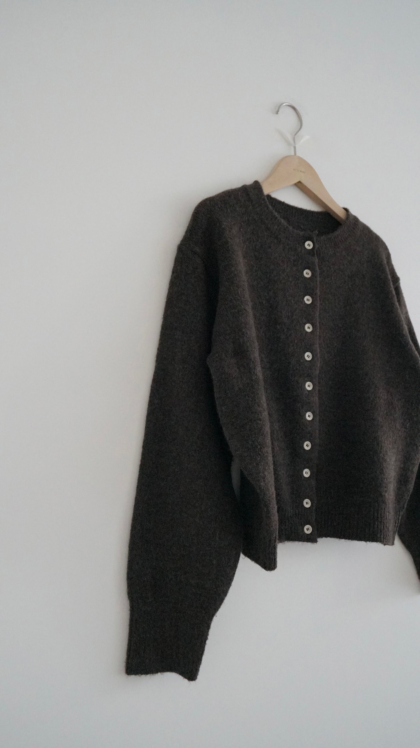 round cardigan in brown (pre-order)