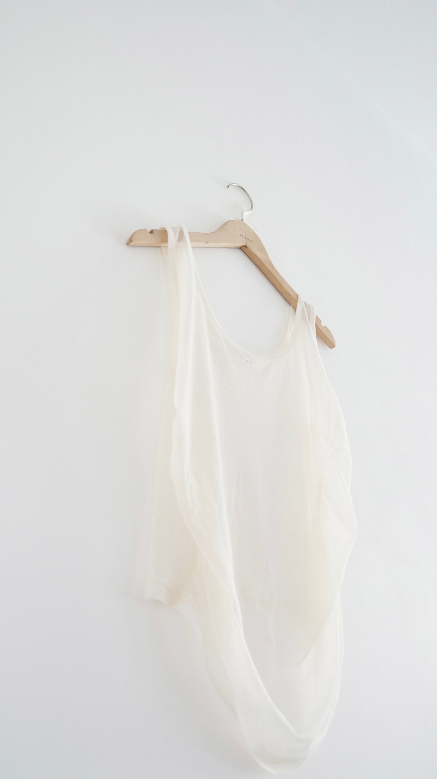 sheer pleat vest in beige