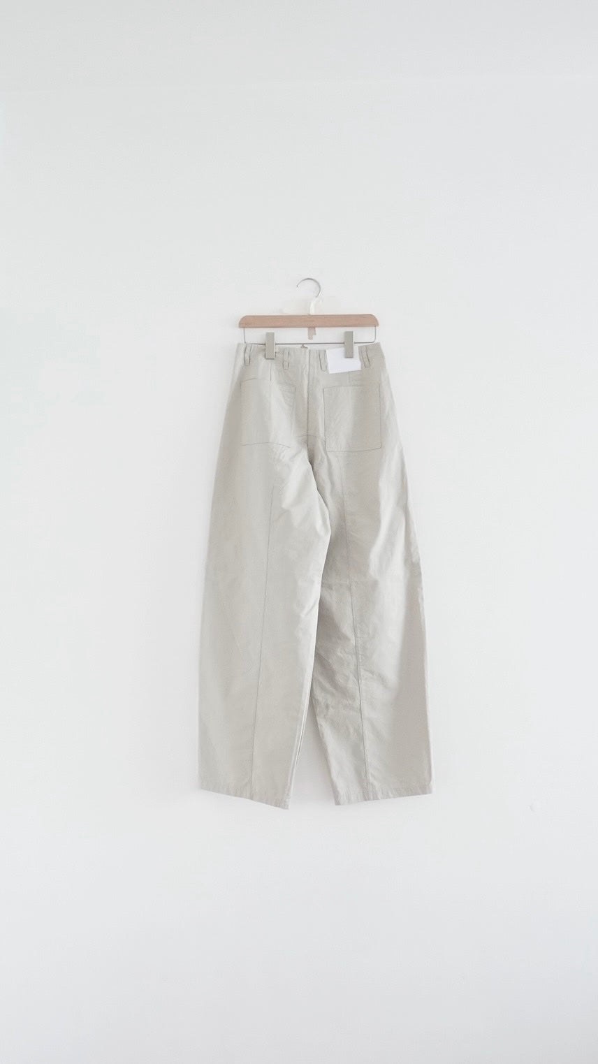 gemma barrel-leg pants in beige (pre-order)