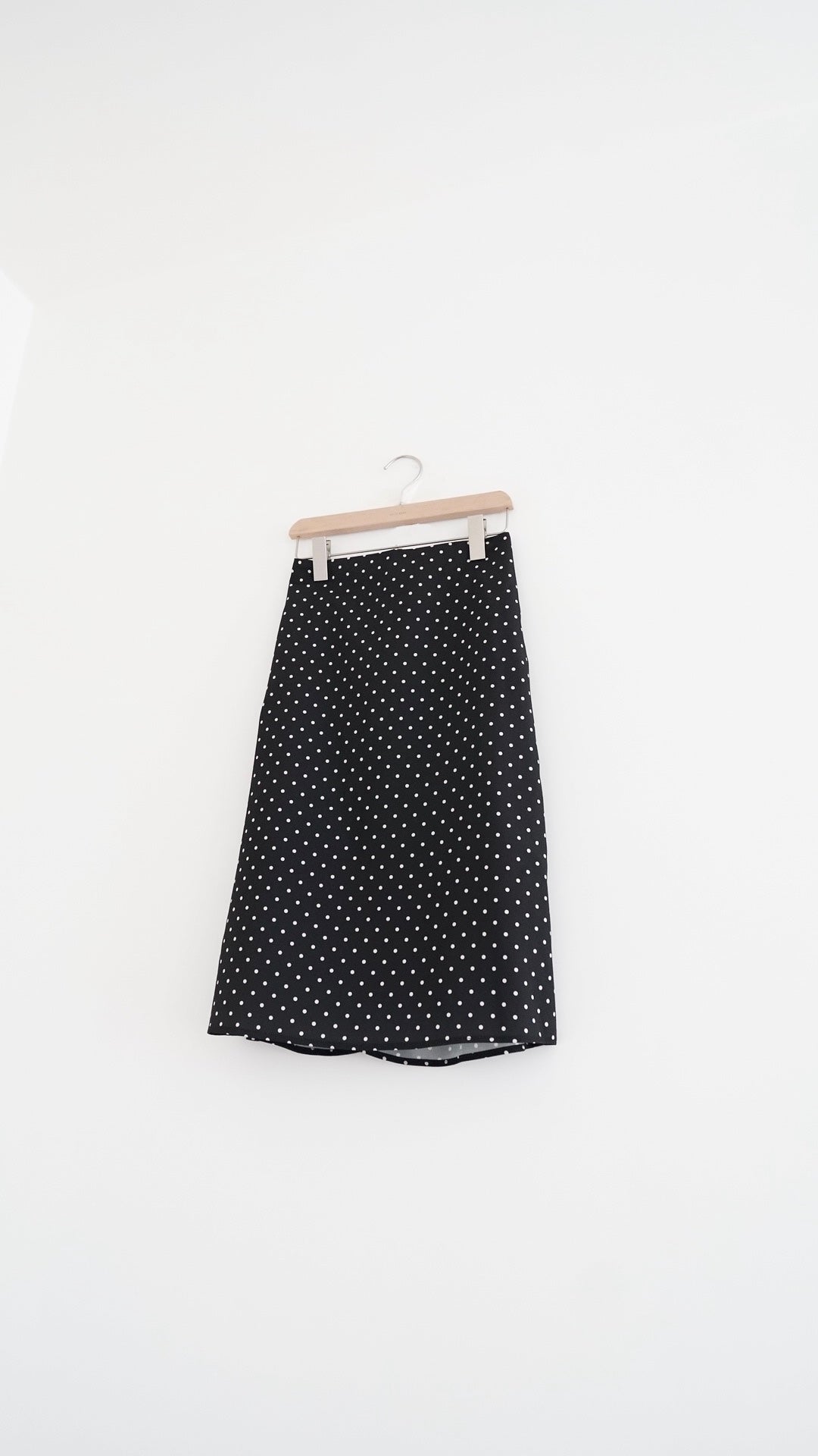 jenny dot midi skirt in black (pre-order)