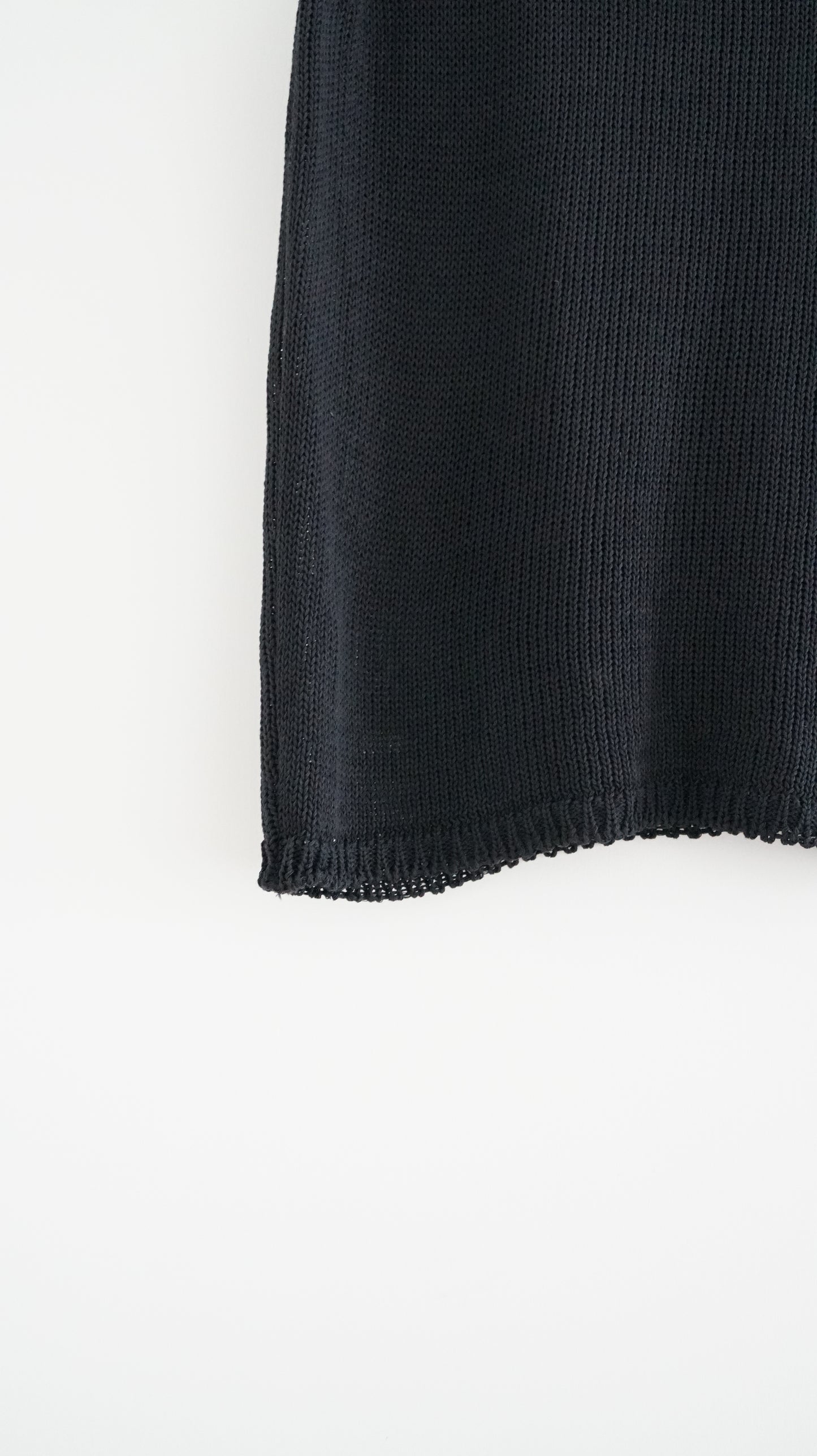basic u-neck linen top in black (pre-order)