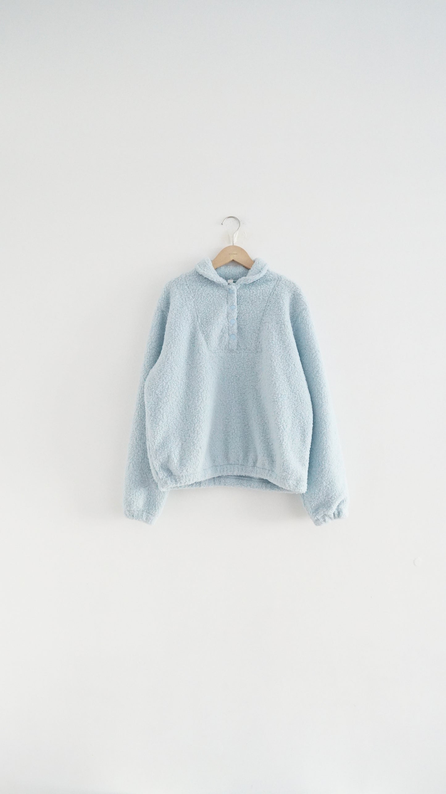 meeh sweater in baby-blue ( pre-order )