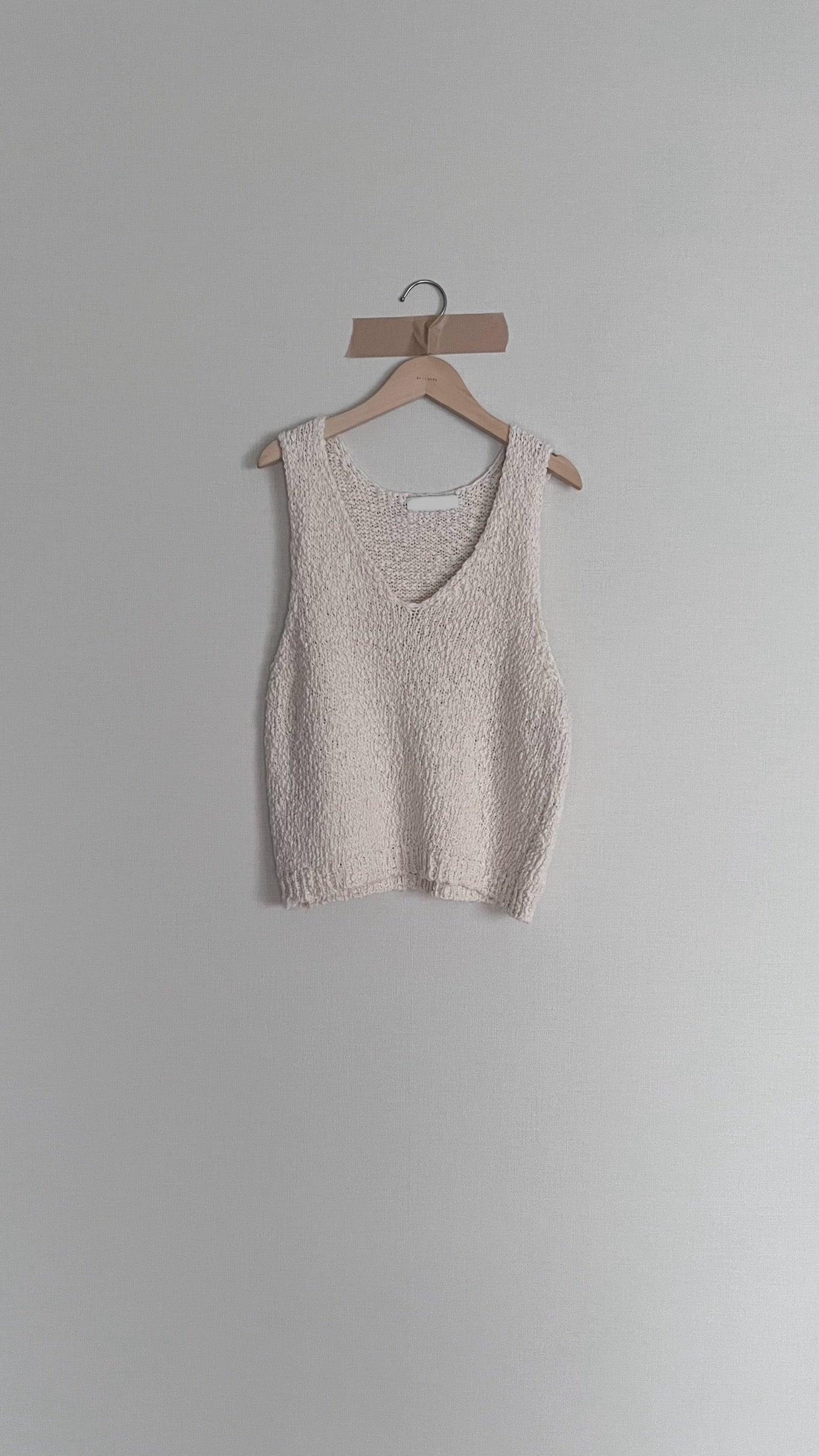 meeh knit vest in ivory (pre-order)