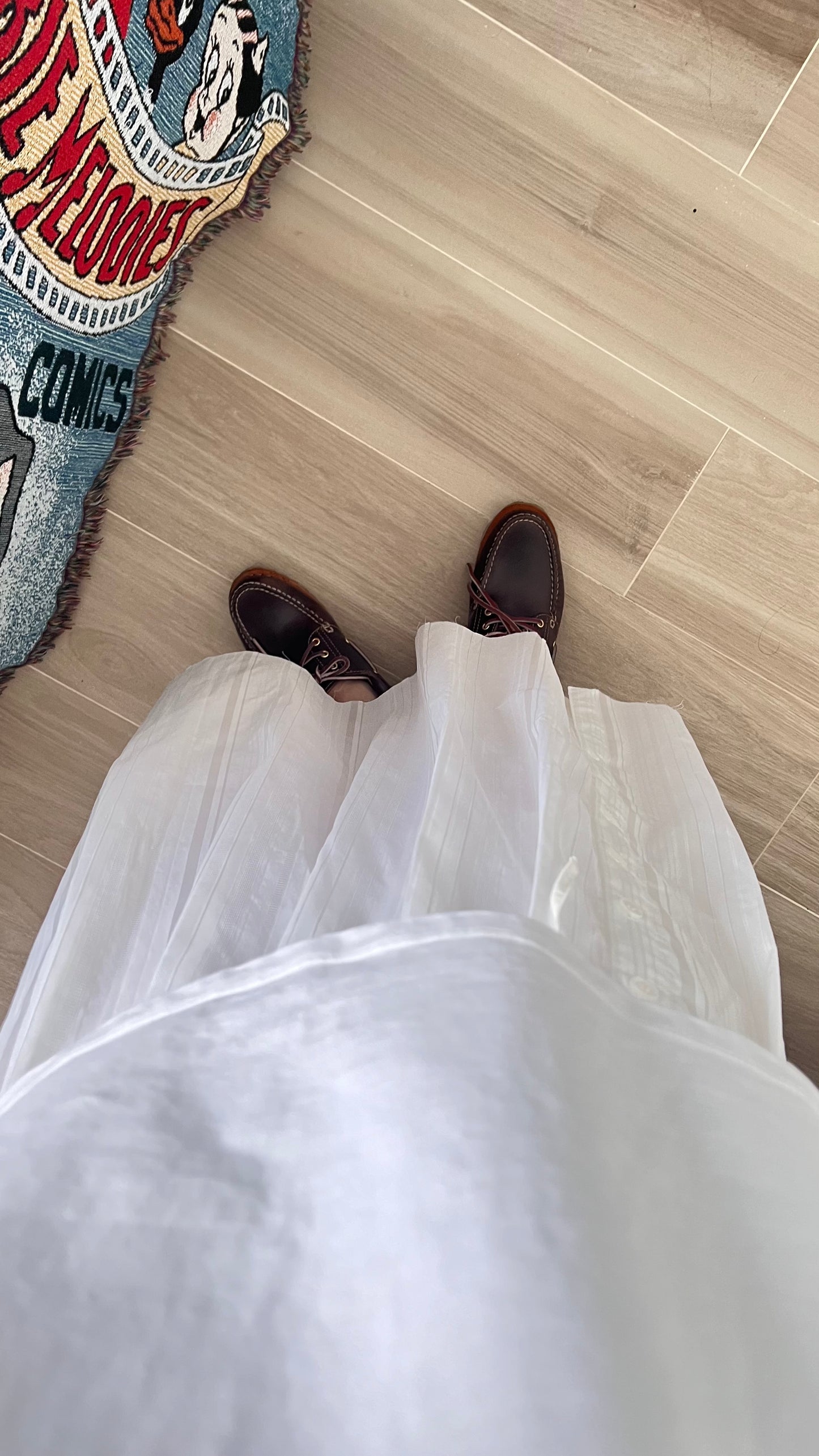 atelier waist pleated maxi skirt in white (pre-order)