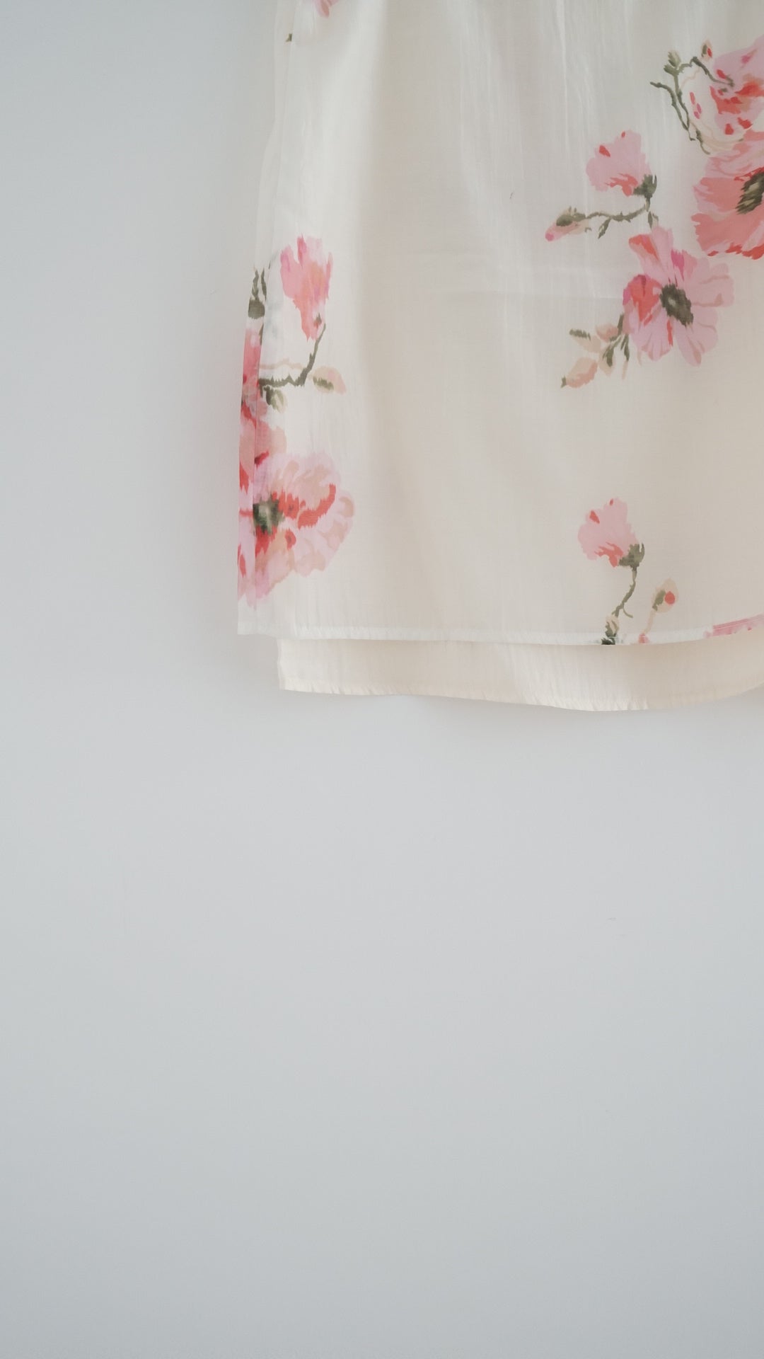 loria floral garden midi skirt in red (pre-order)