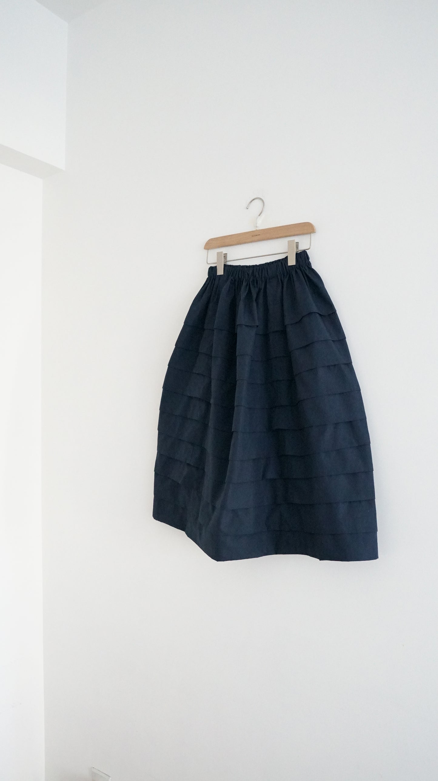 liisa skirt in navy ( pre-order )