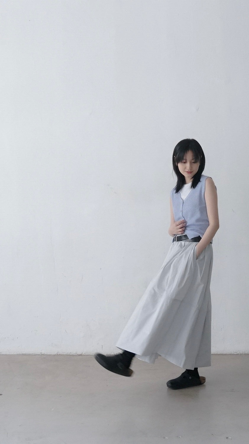 merry skirt in light grey