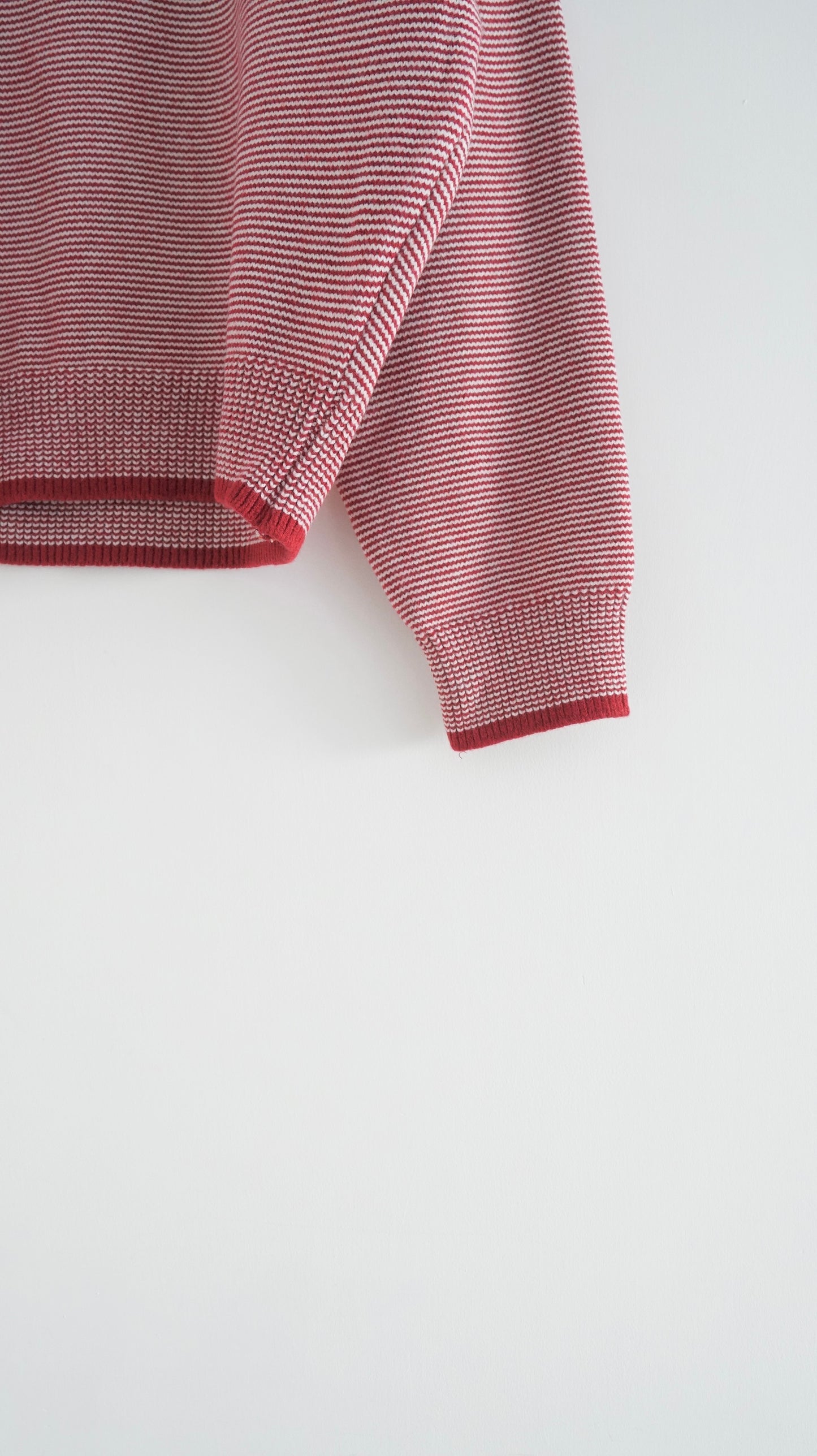 yoyogi fine stripe knit in red