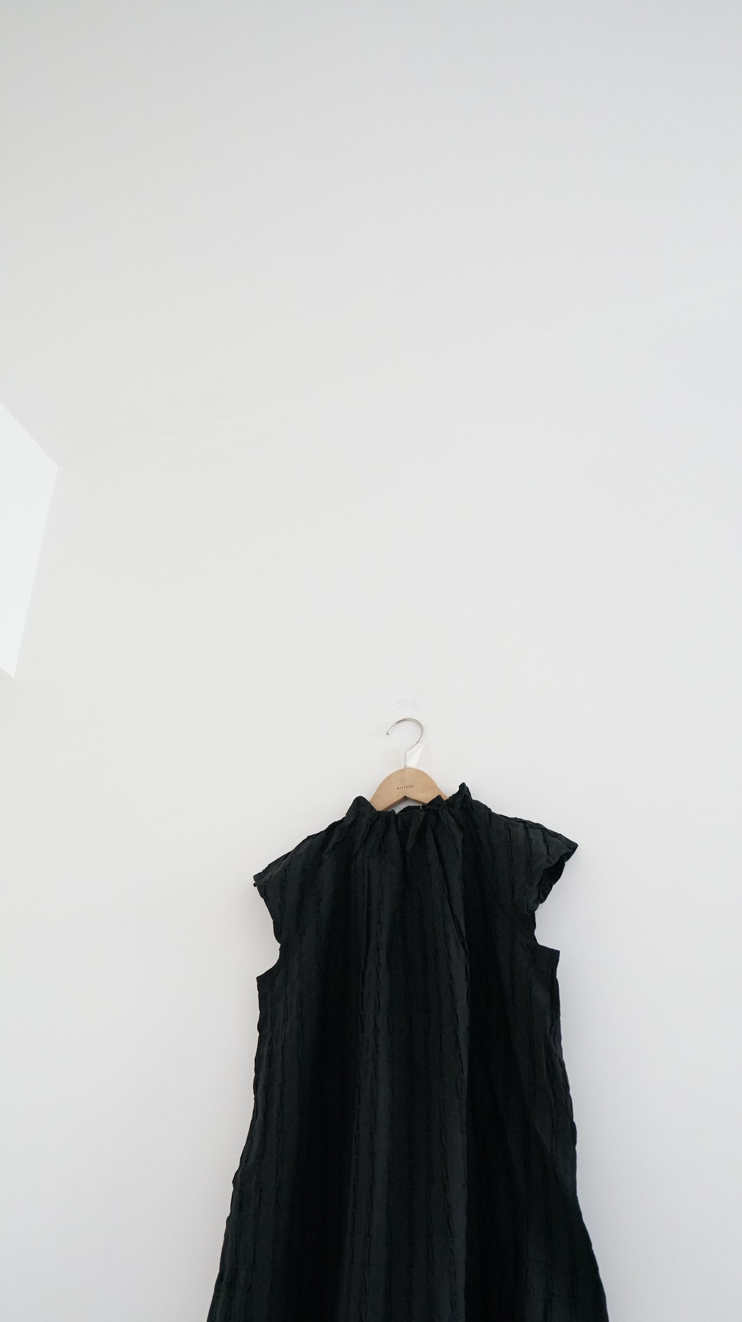 striped turtle-neck top in black