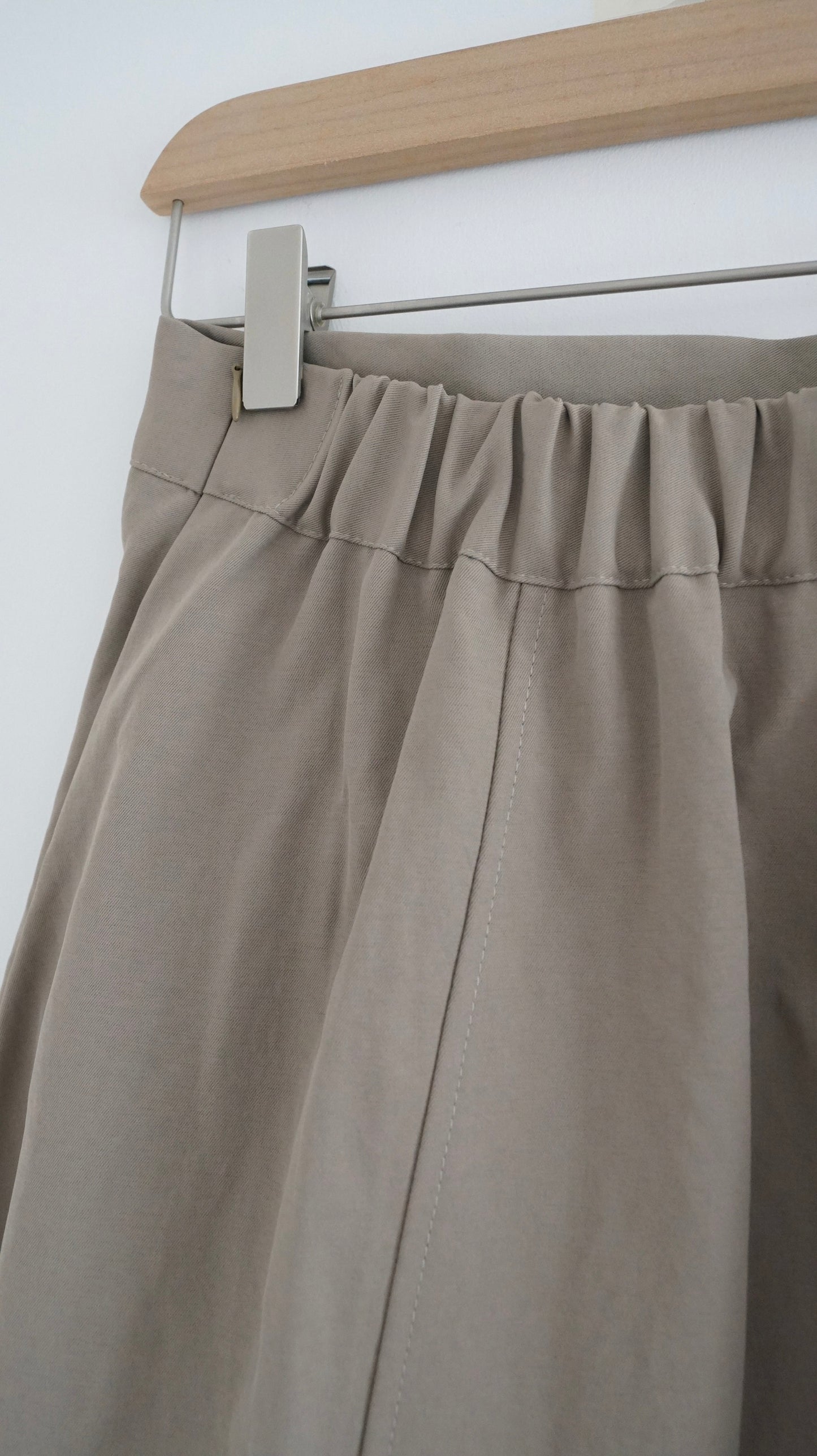 minimalist a-line long skirt in ercu ( pre-order )