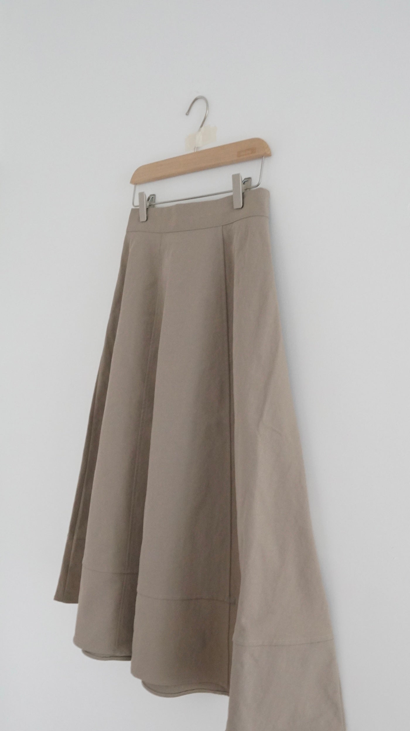 minimalist a-line long skirt in ercu ( pre-order )