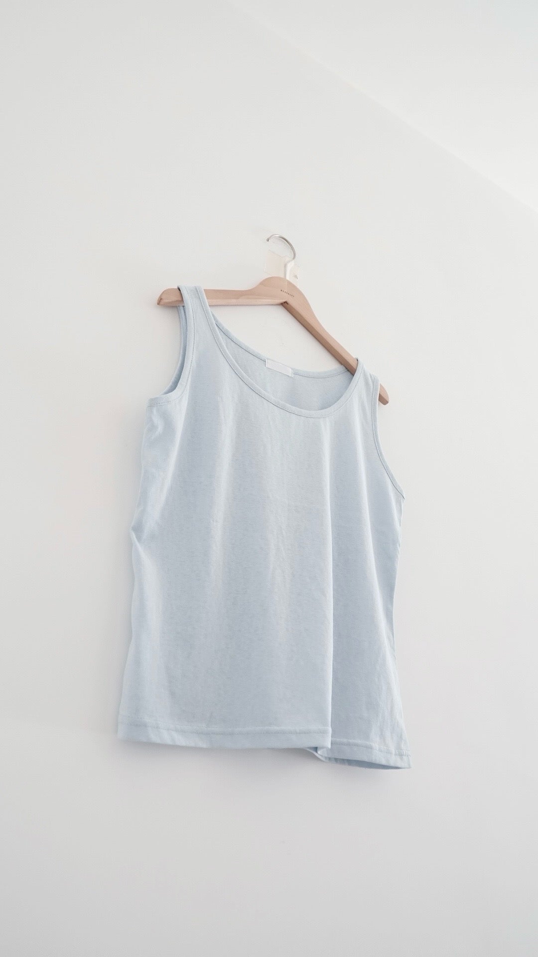 rom layering vest in light blue (pre-order)