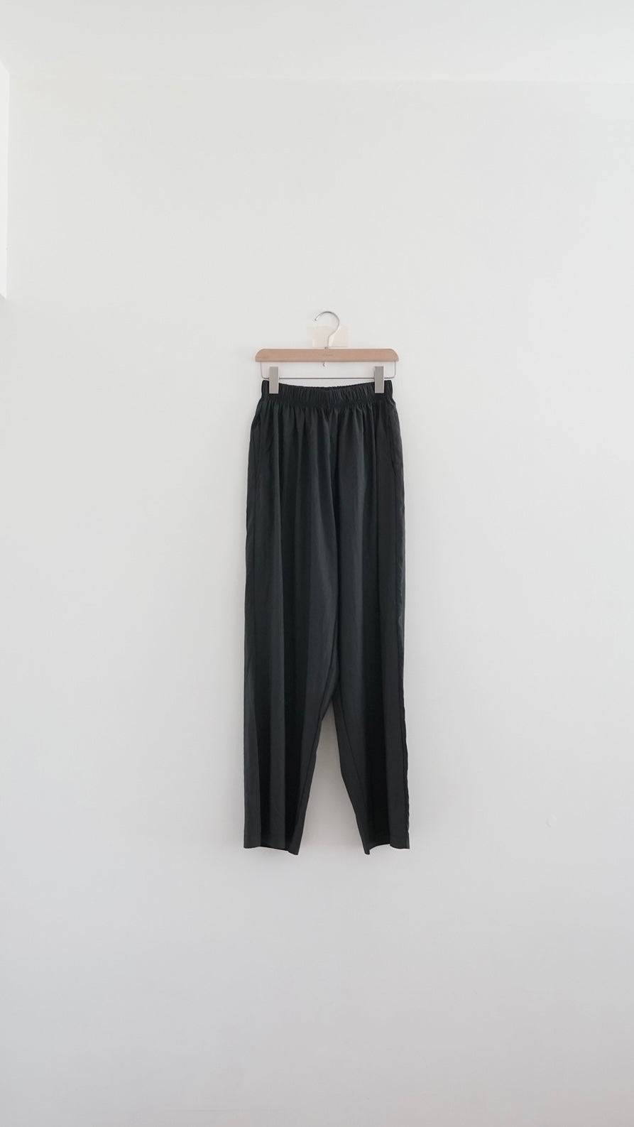 auren pants in charcoal (pre-order)
