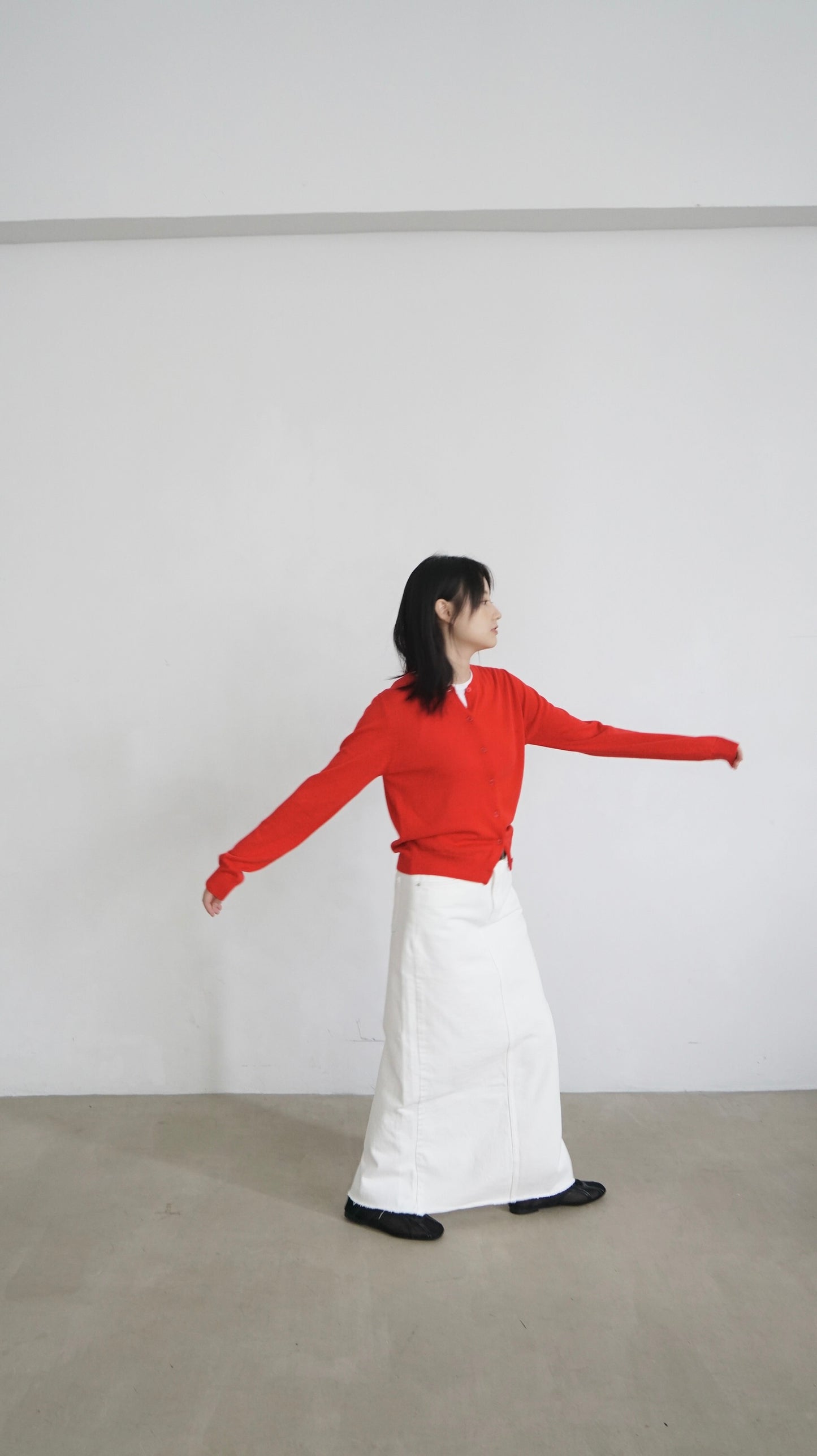 basic cardigan in red (pre-order)