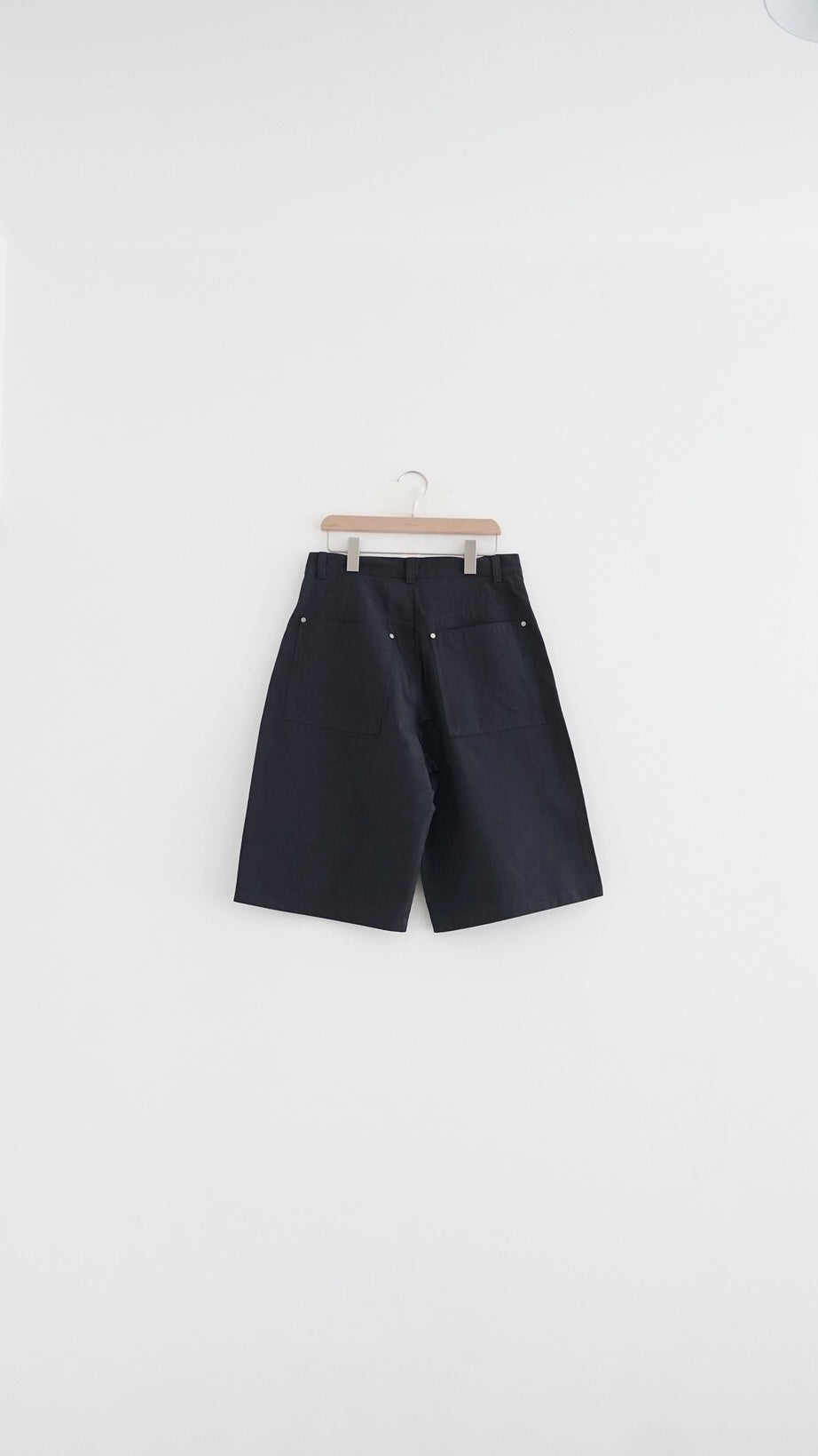 peter textured stripe short in charcoal (pre-order)