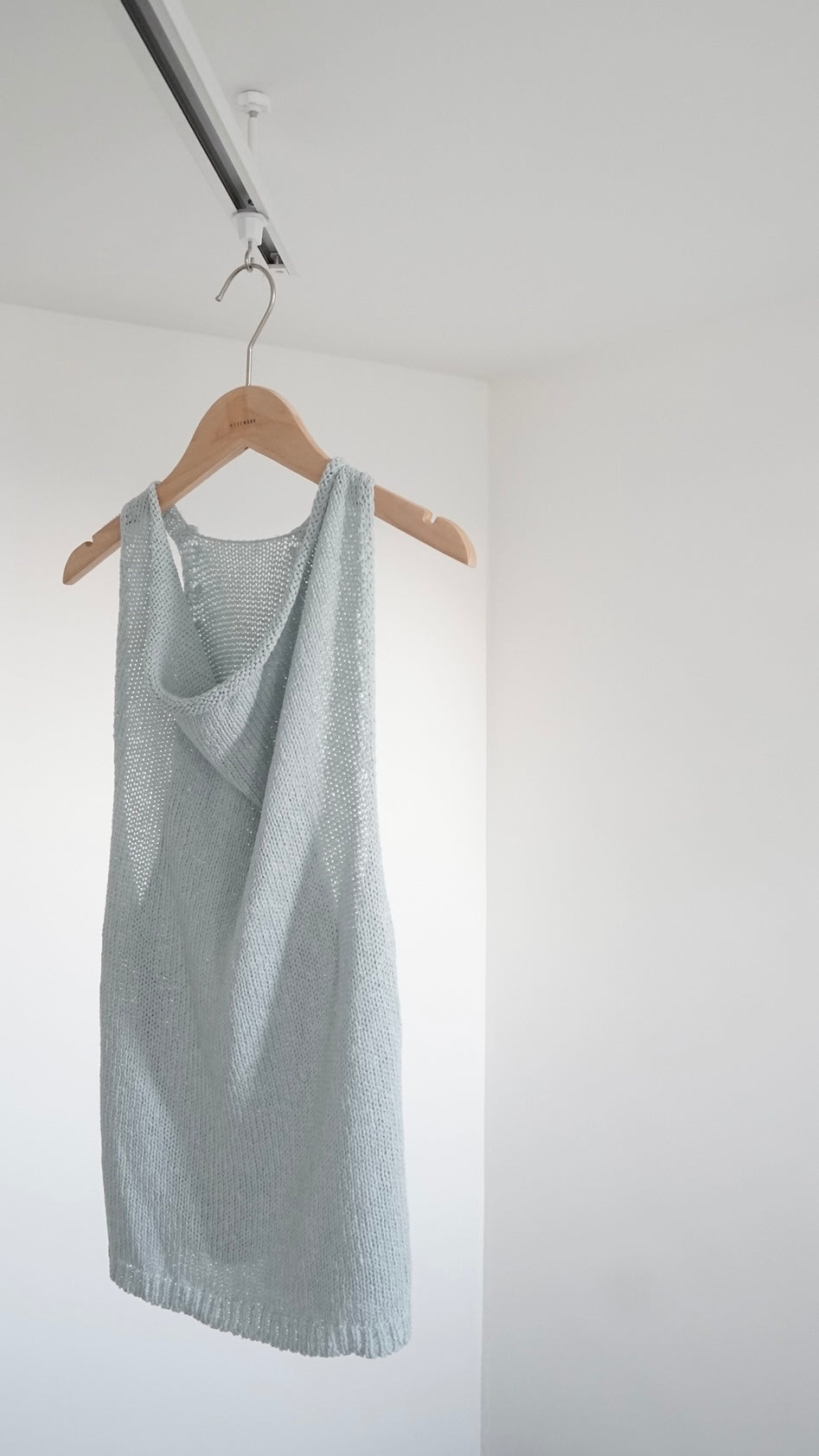 evelyn linen cotton deep v-neck knit vest in sora (pre-order)