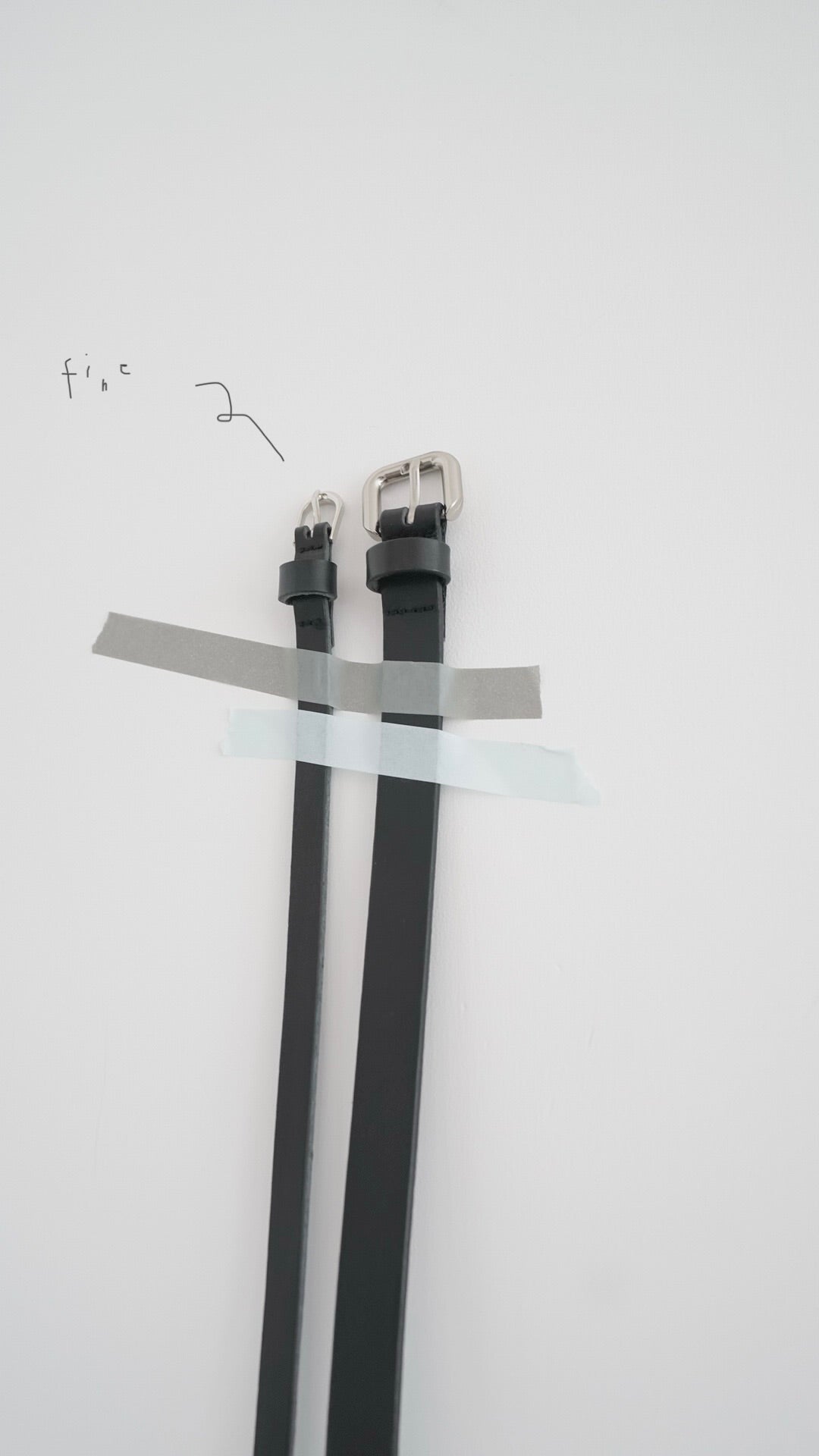 fine leather belt in black (pre-order)