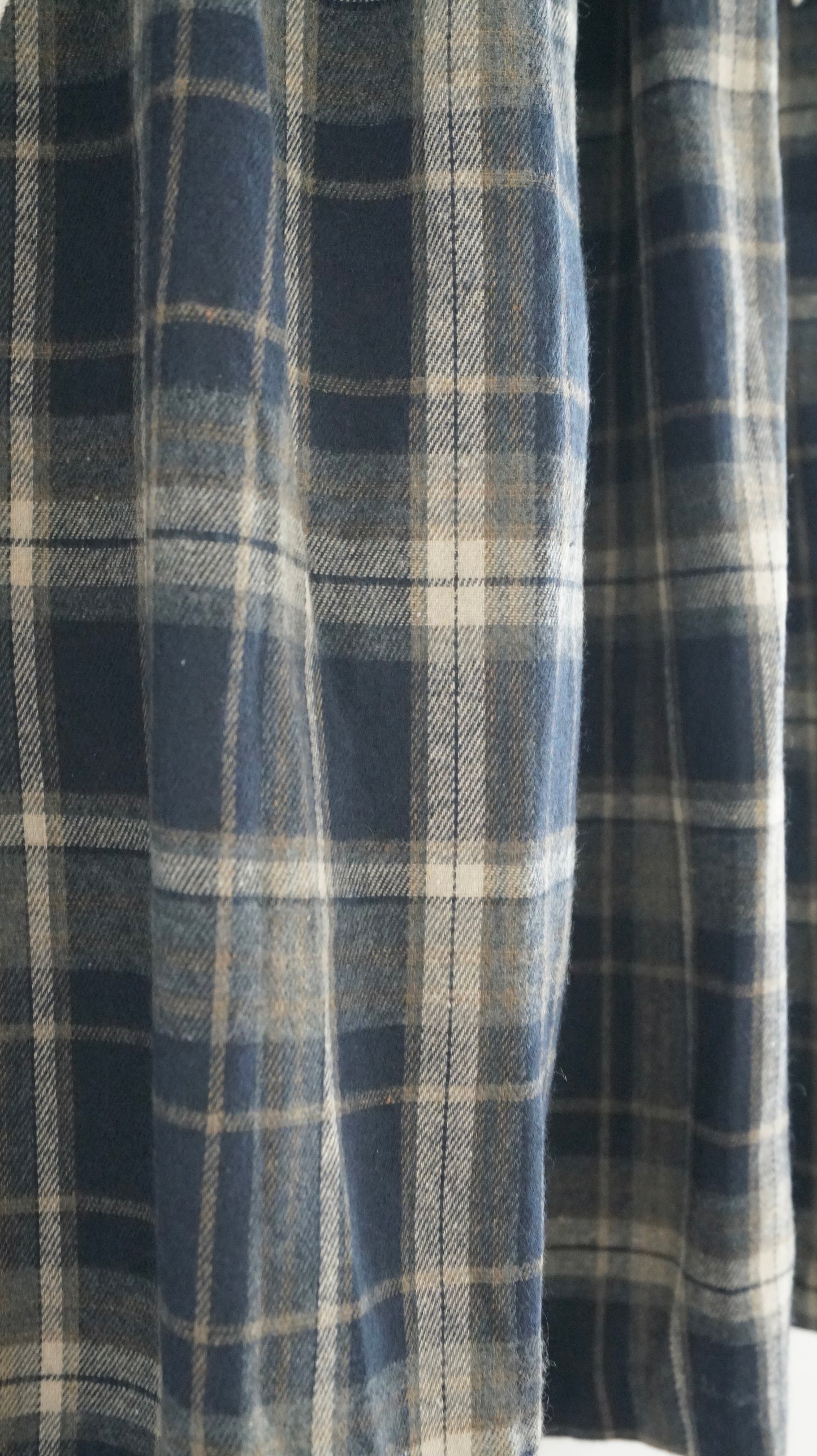 japanese style checked skirt in navy (pre-order)