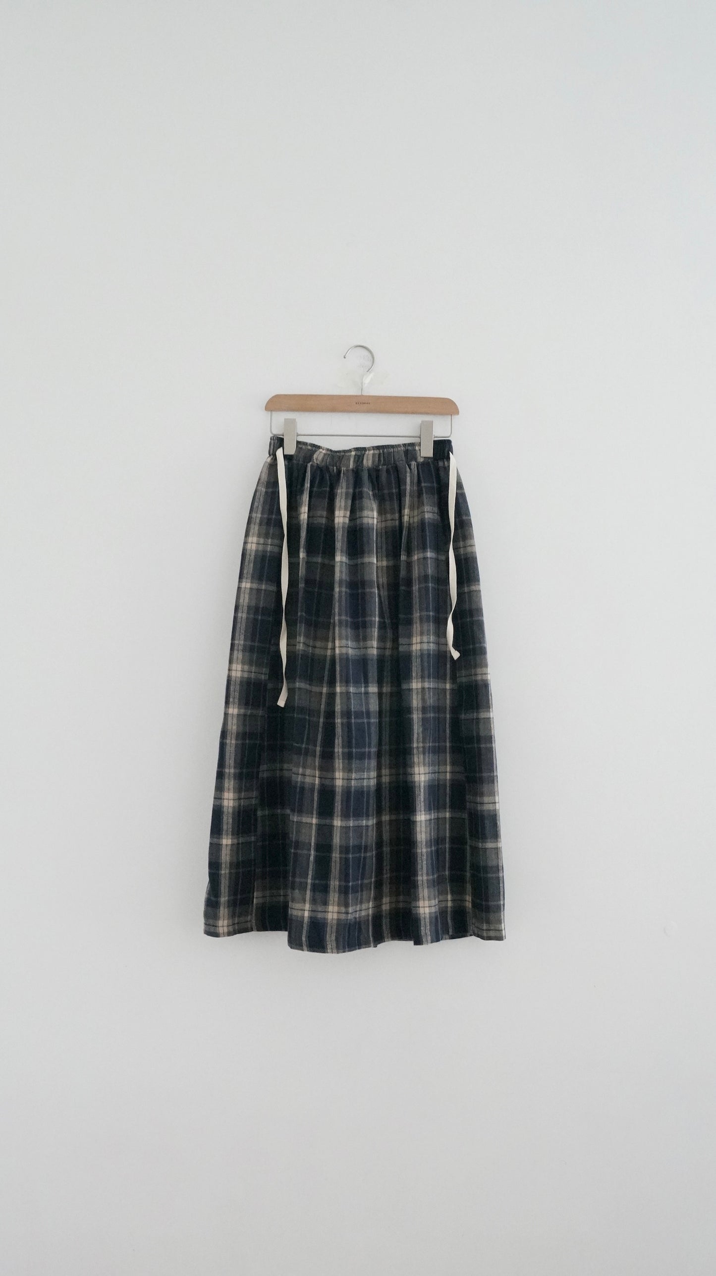 japanese style checked skirt in navy (pre-order)