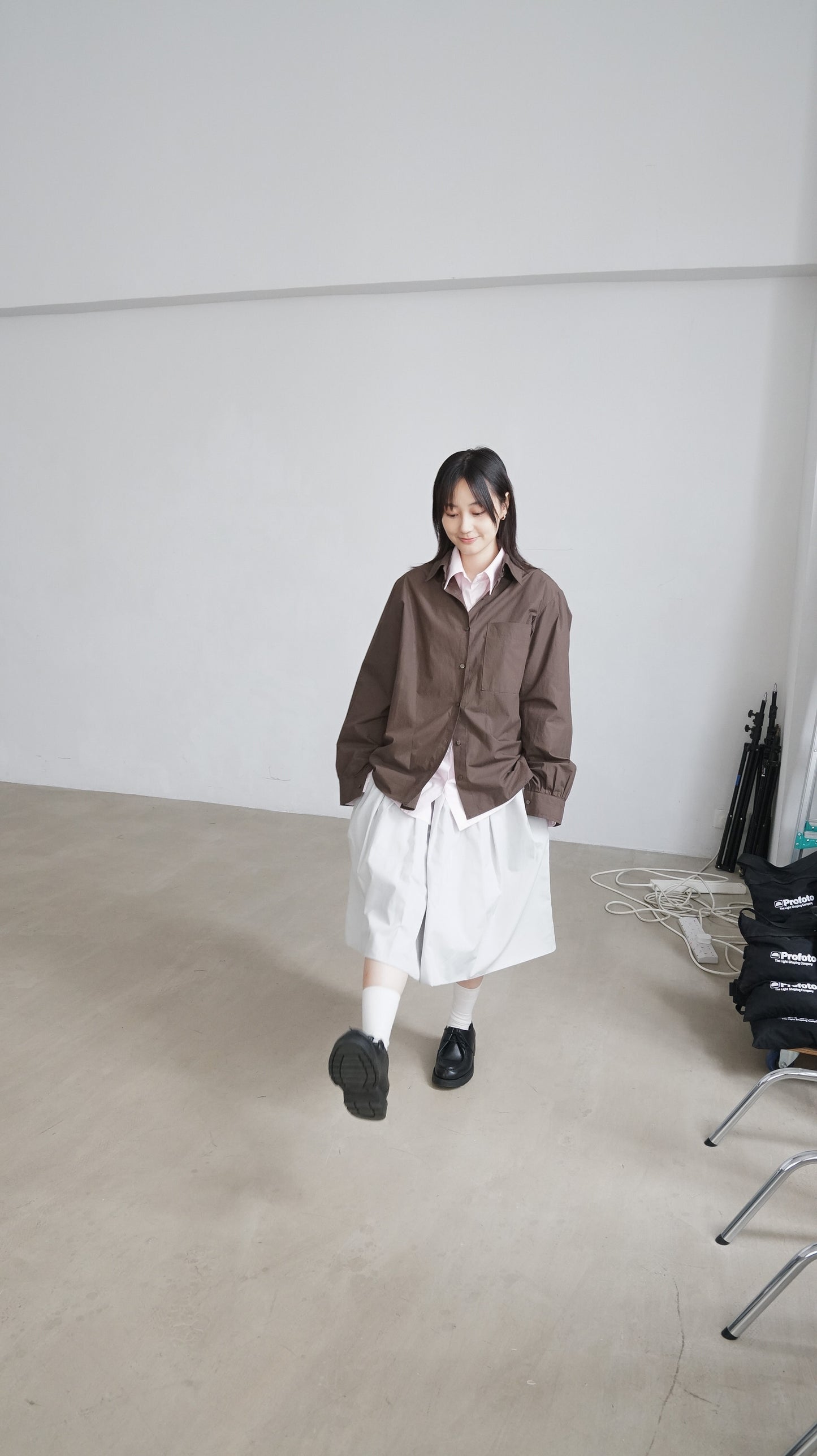 classic off shoulder oversized shirt in brown ( pre-order )