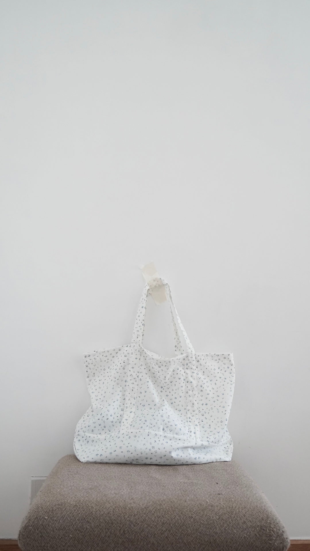 windy tote bag in floral (pre-order)