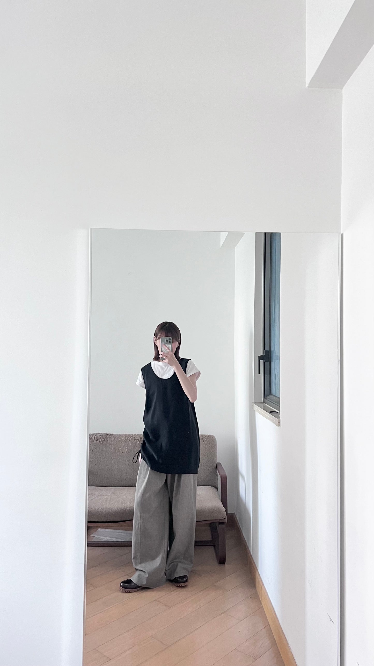 high-end minimalist dress top in black