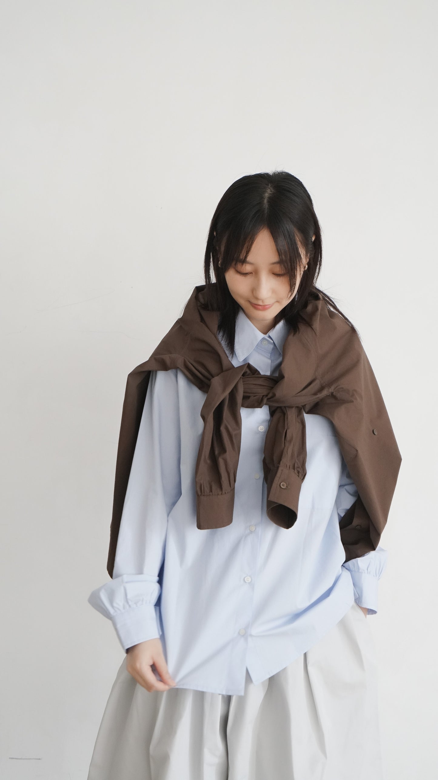 classic off shoulder oversized shirt in sora ( pre-order )