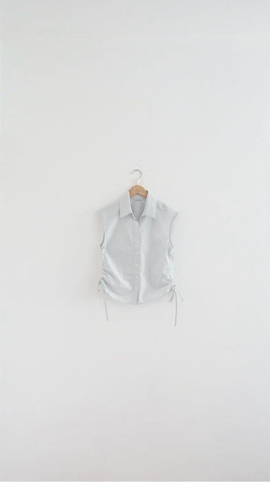 Side pleated ribbon shirt in light grey