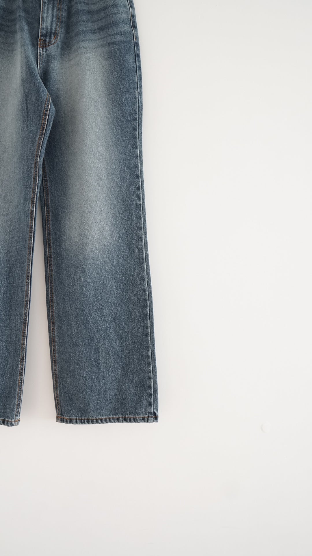 ann classic straight jeans (pre-order)