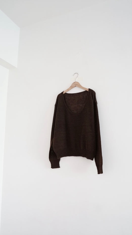 atelier light v-neck sweater in brown (pre-order)