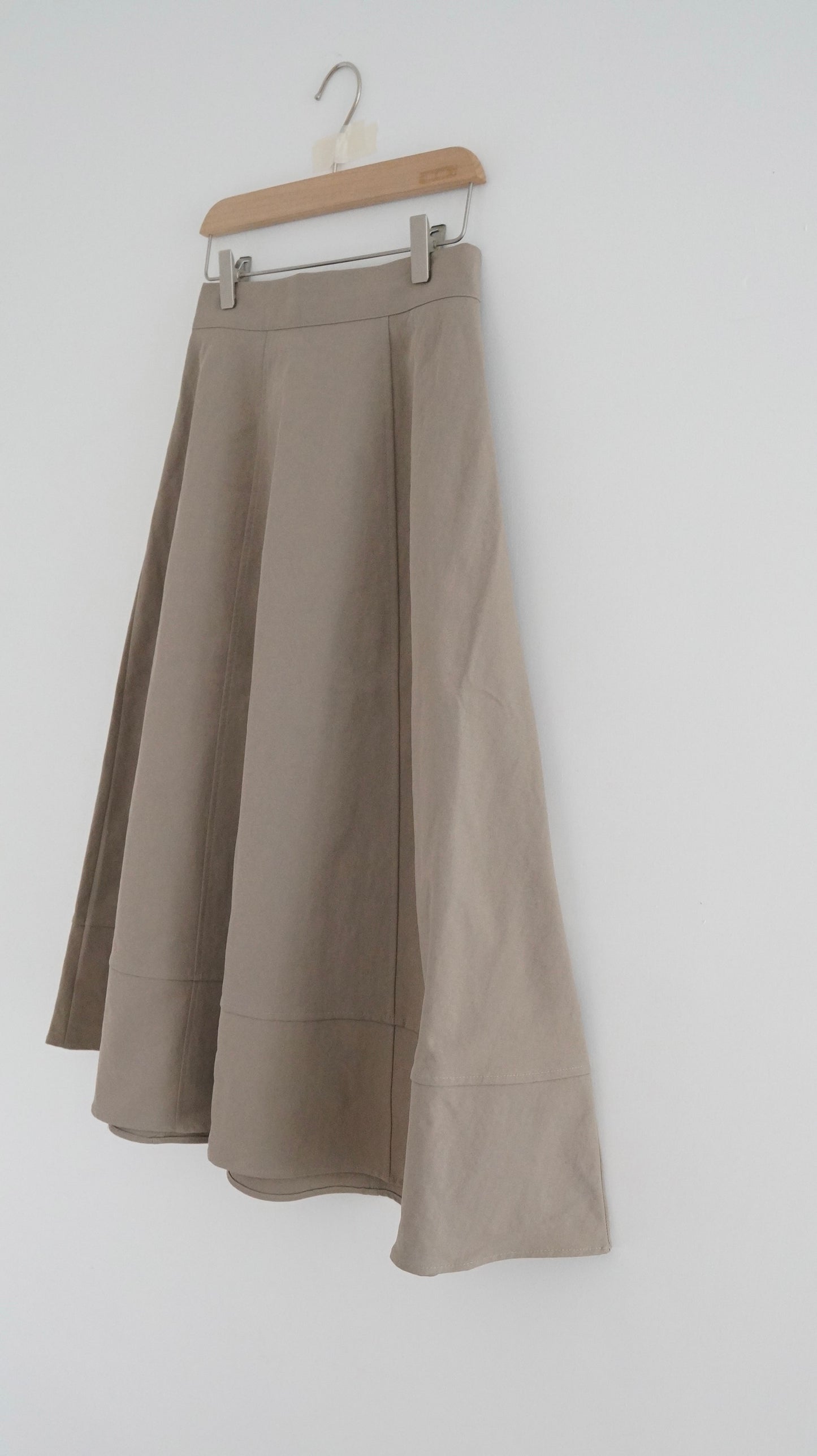 minimalist a-line long skirt in ercu ( pre-order )