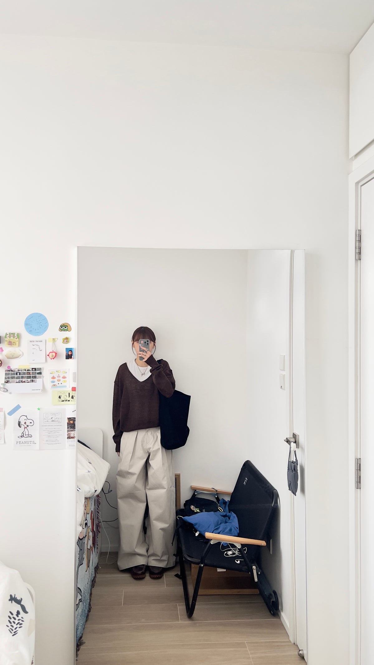 atelier light v-neck sweater in brown (pre-order)