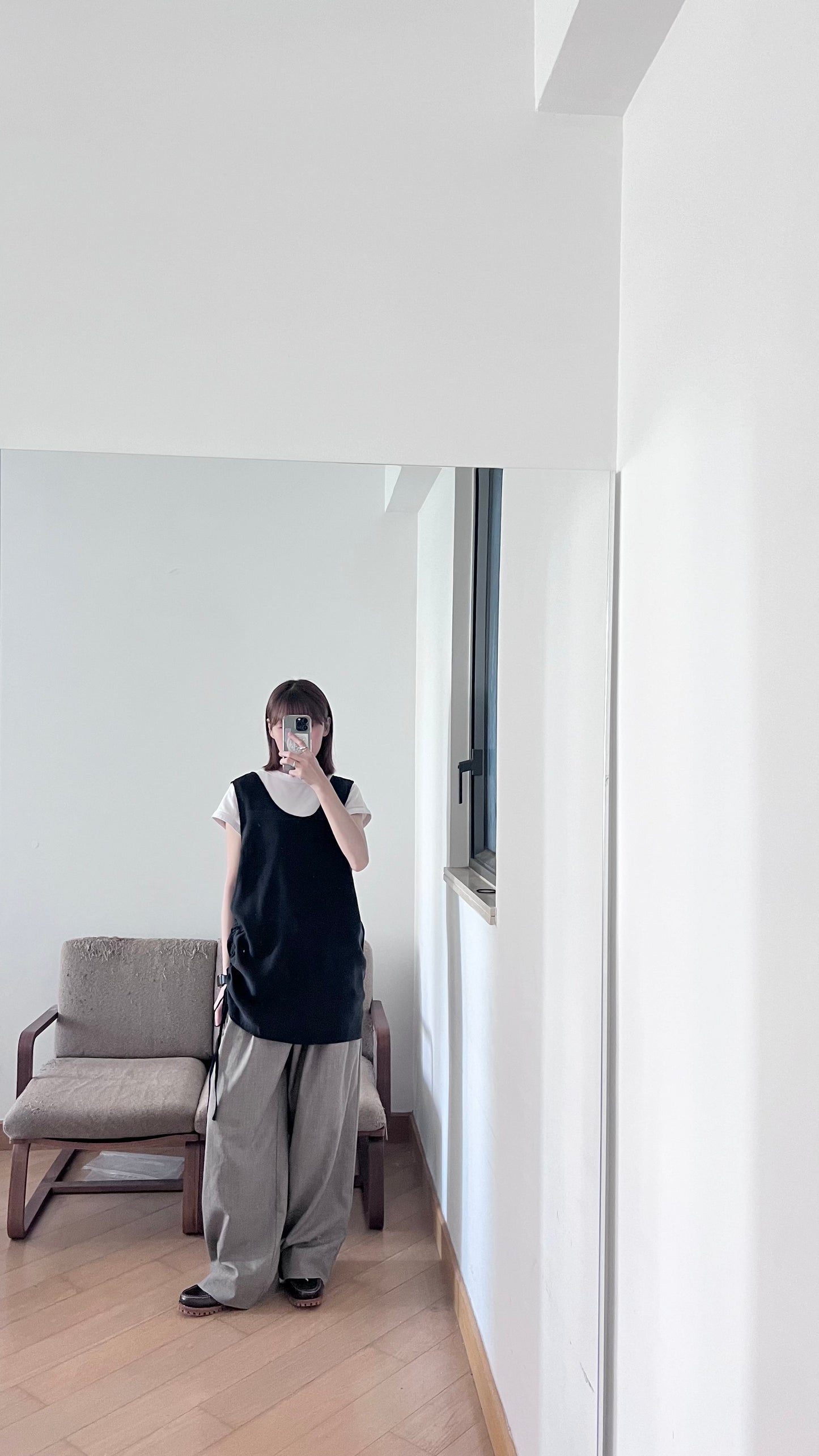 high-end minimalist dress top in black