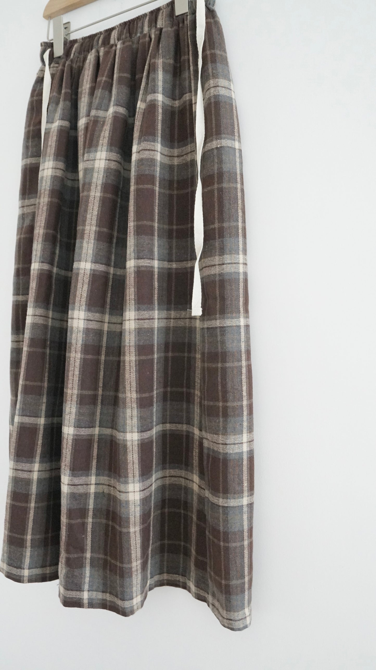 japanese style checked skirt in brown (pre-order)