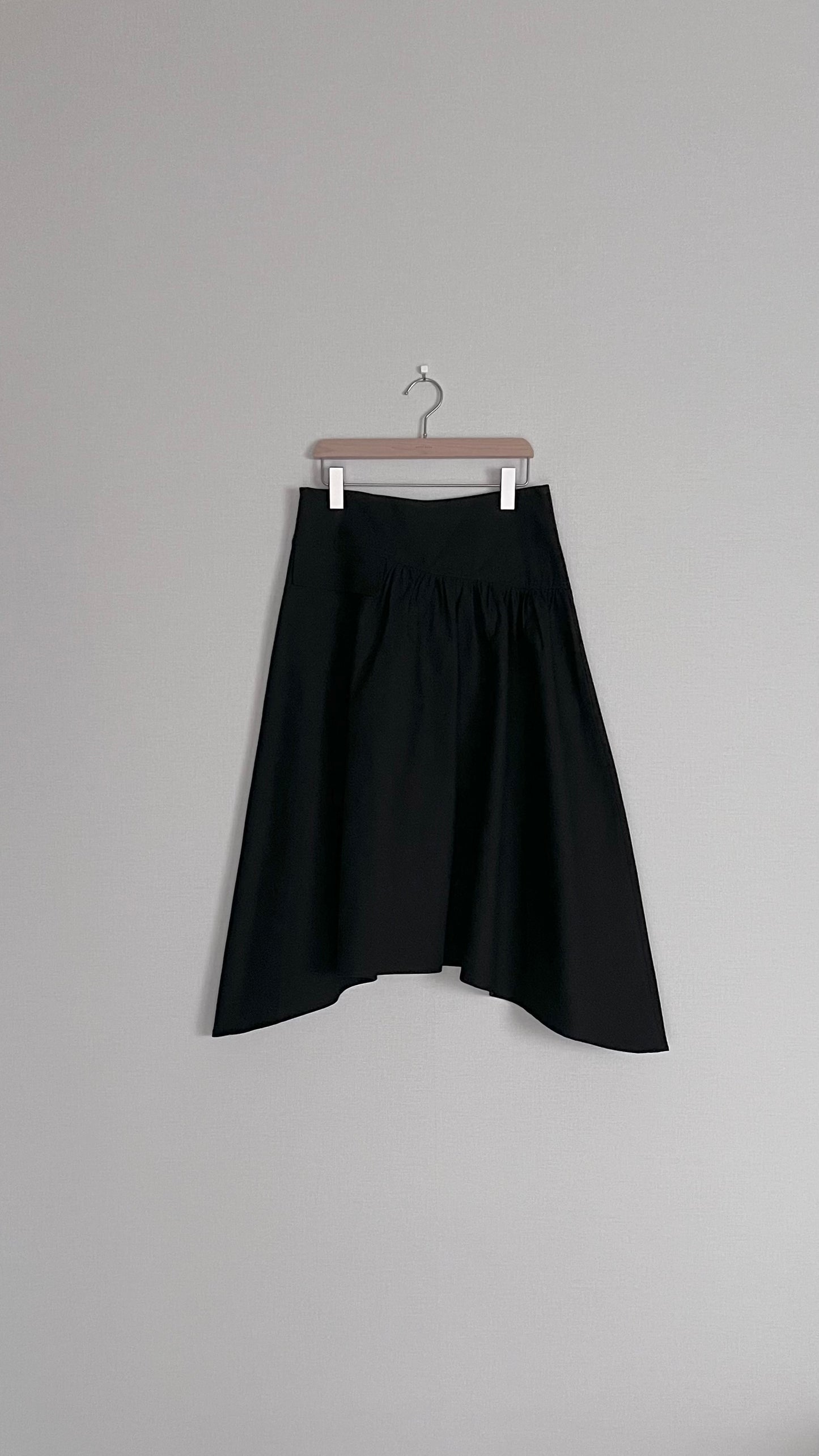 witt irregular shaped skirt in black