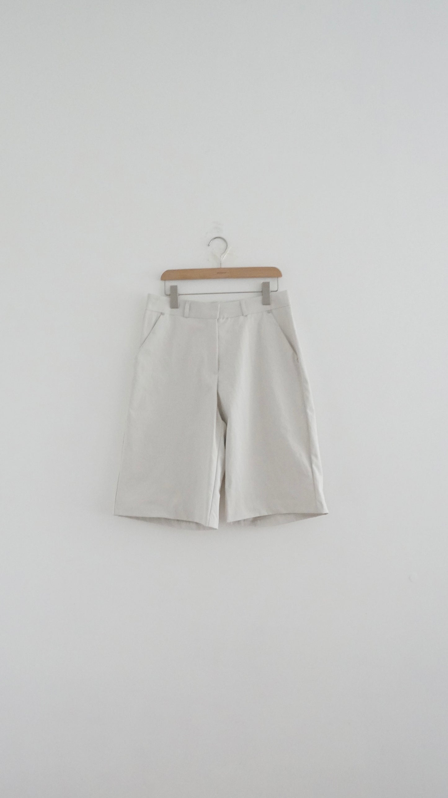 a-cut suit short in ivory (pre-order)