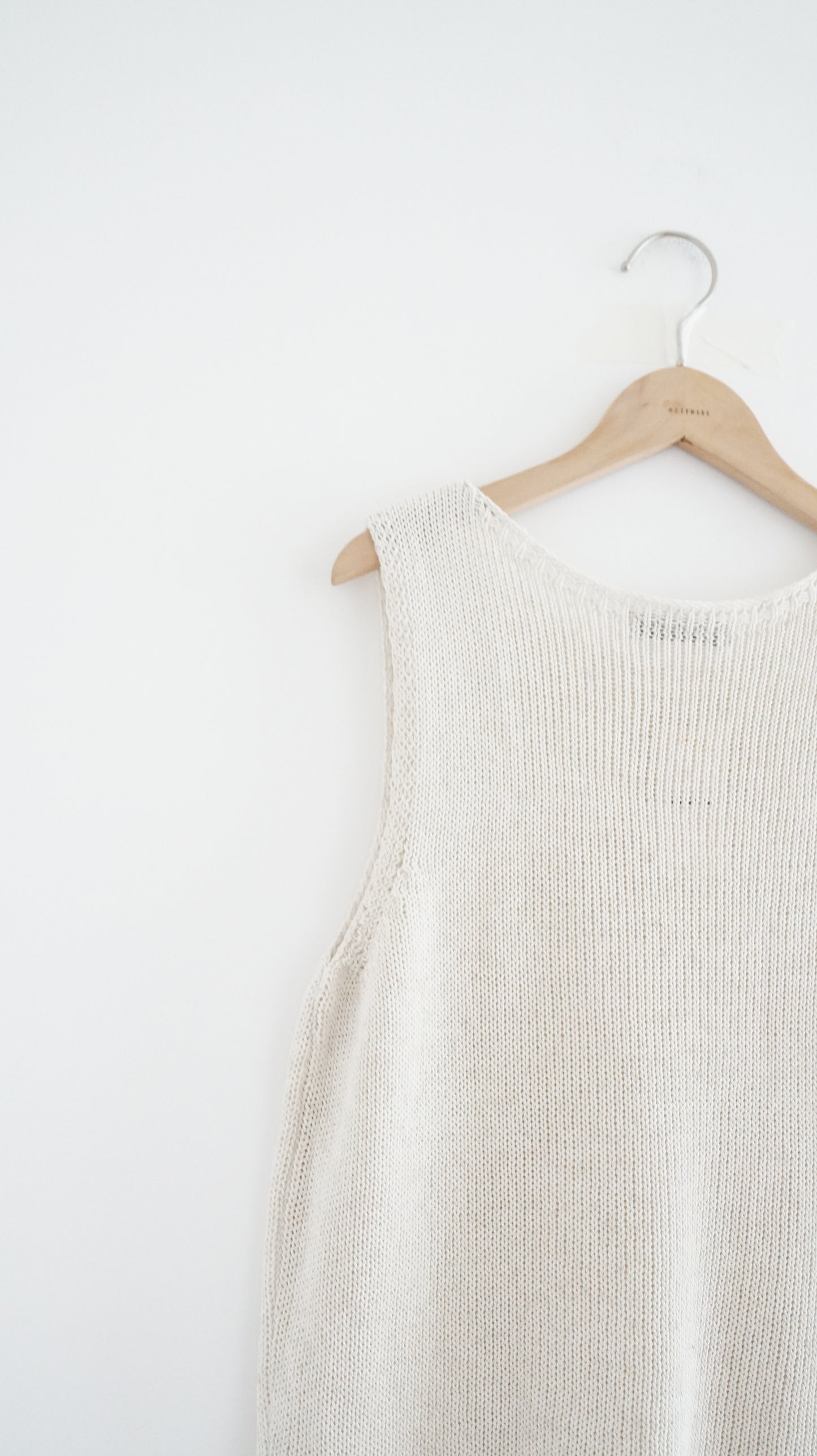 basic u-neck linen top in ivory