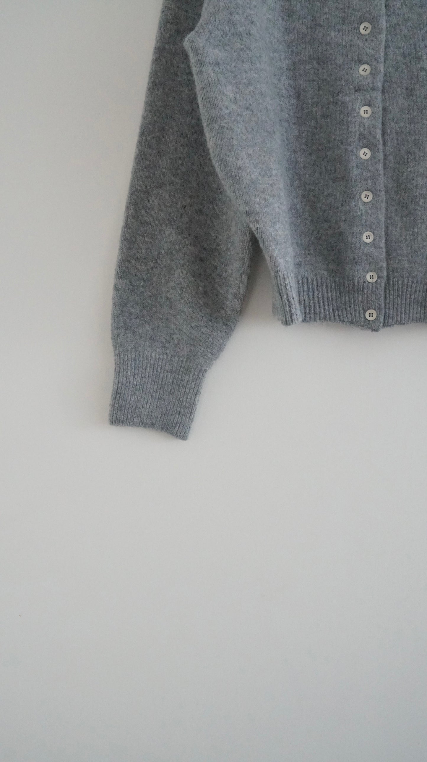 round cardigan in grey (pre-order)