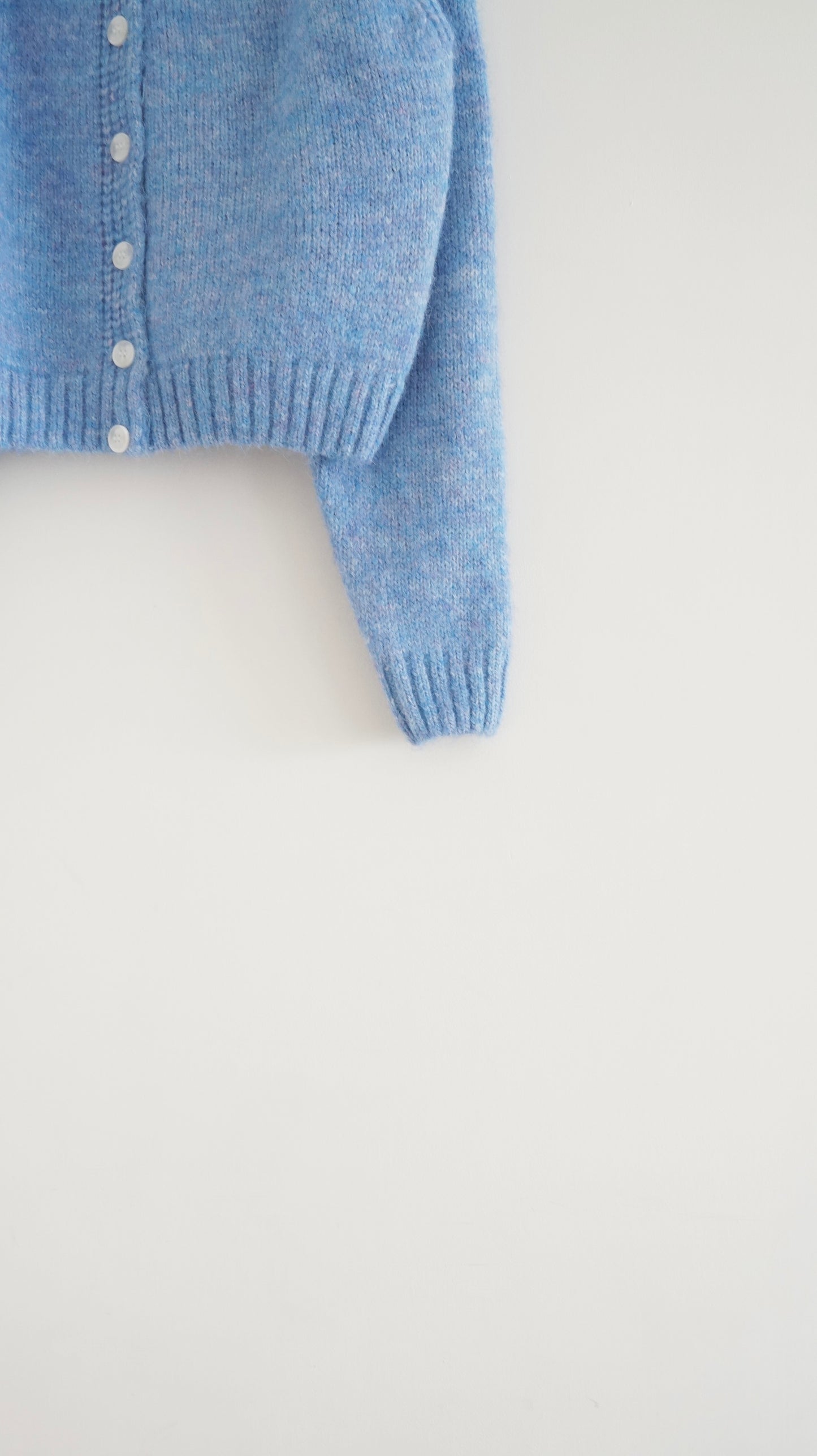 the freya horn sleeve cardigan in light glaucous blue（pre-order)