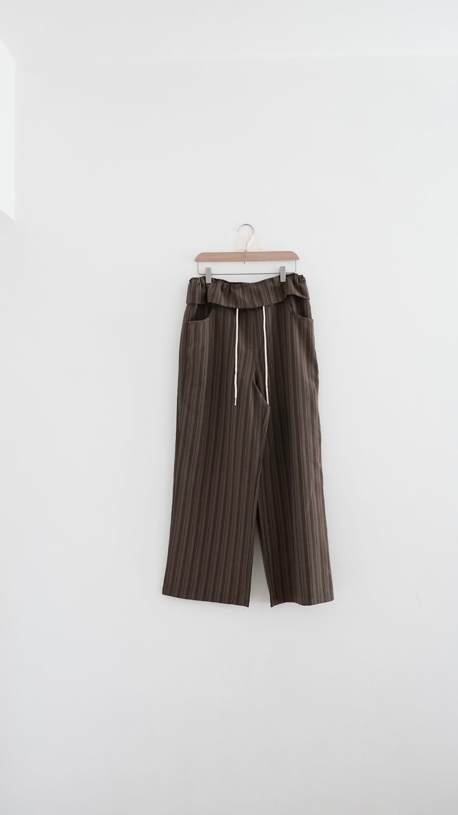 elan retro low waist striped pants in brown (pre-order)
