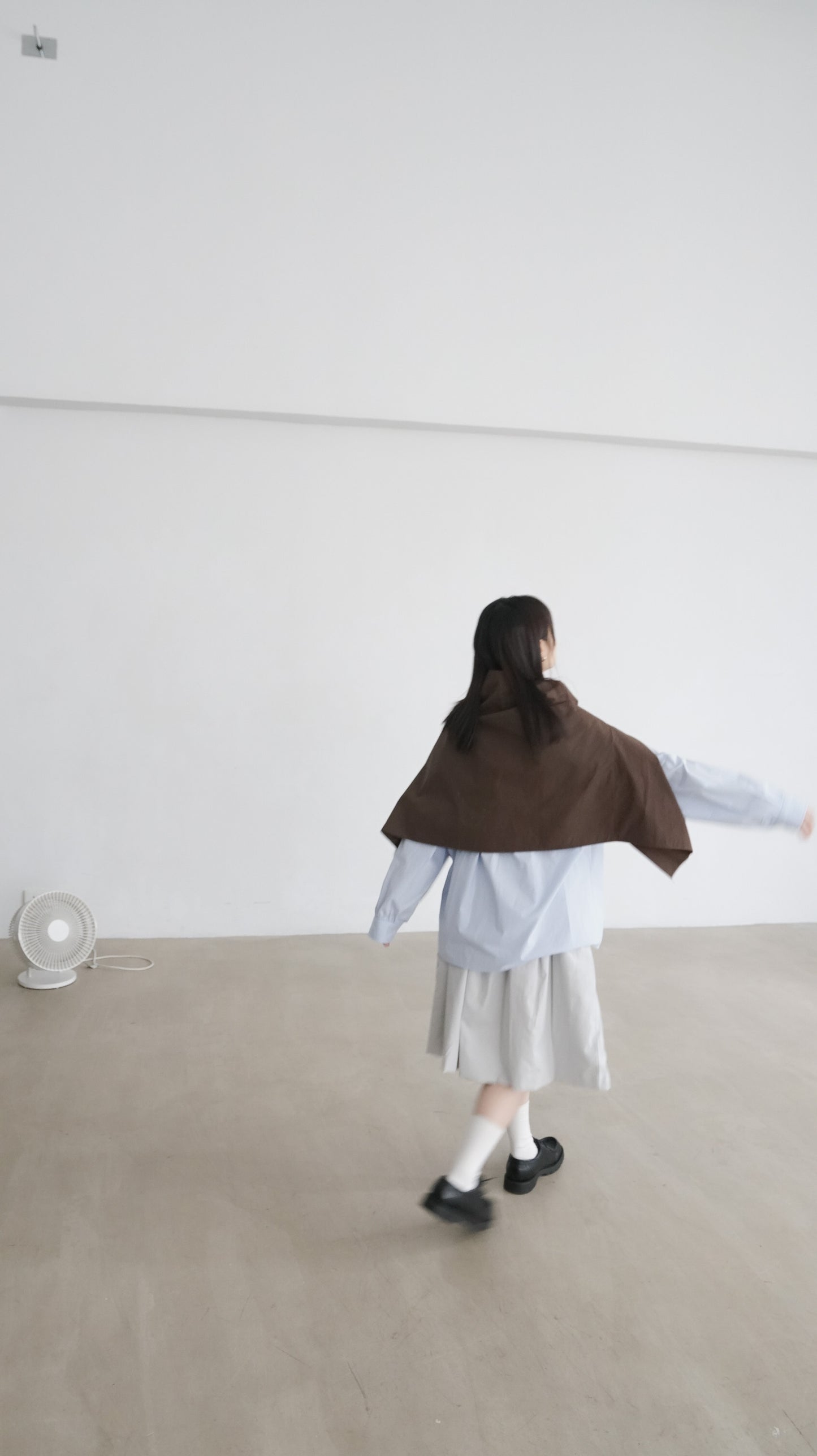 classic off shoulder oversized shirt in sora ( pre-order )