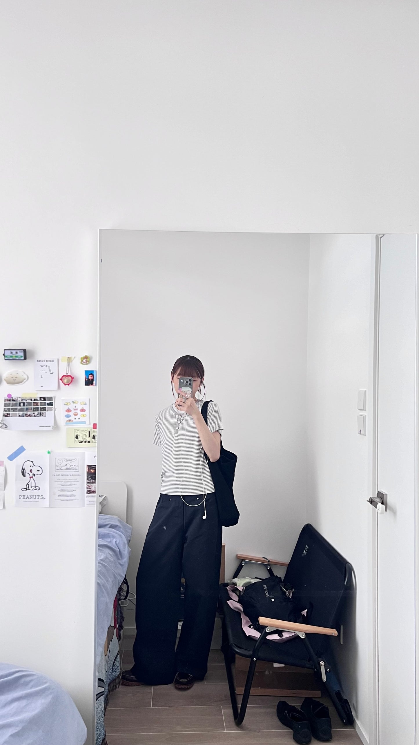 kaze curved seam wide-leg trousers in navy (pre-order)